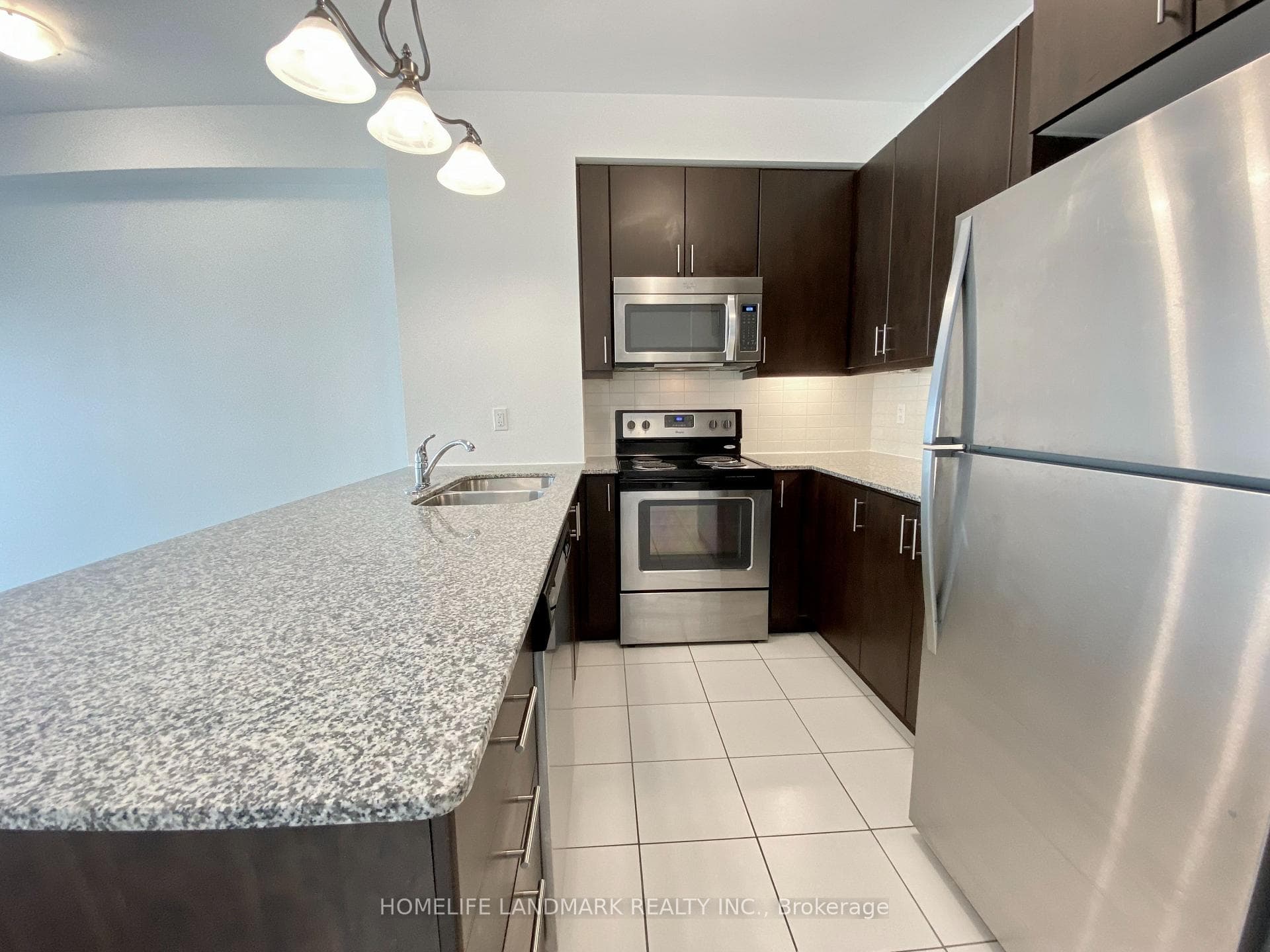 2900 Highway 7 Road Unit 905 photo 5