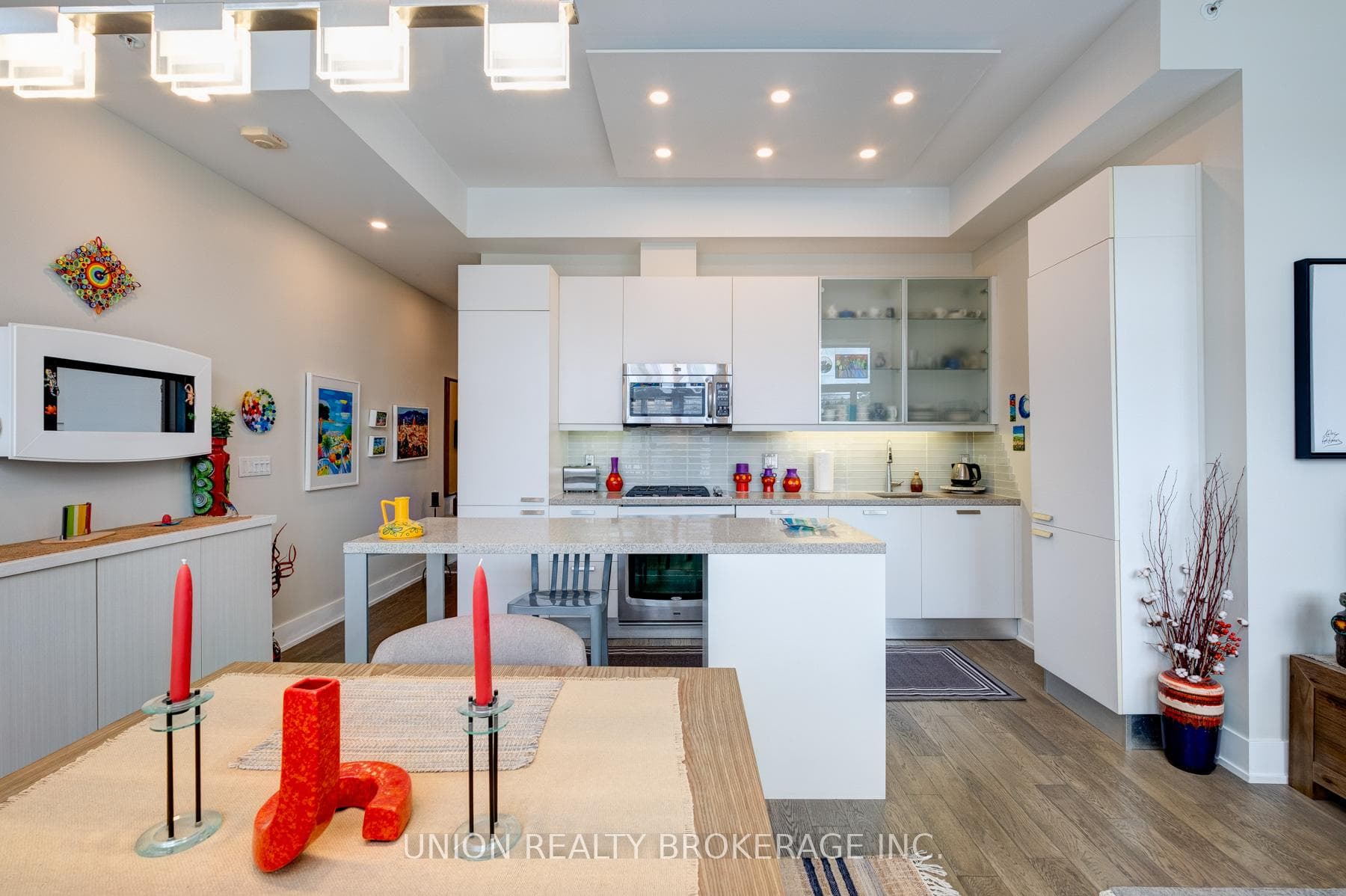 66 Kippendavie Avenue Unit 302 photo 12