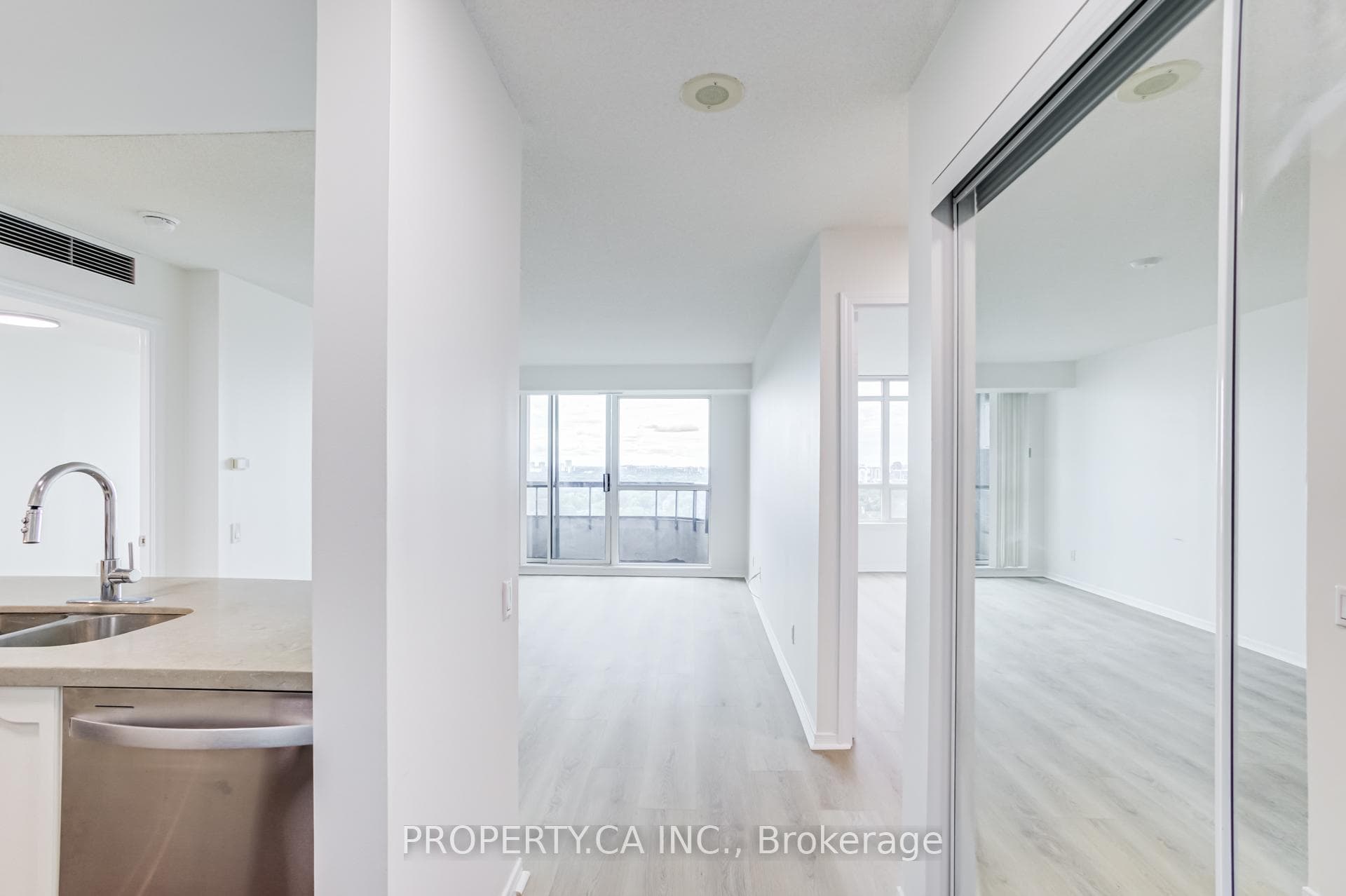 8 Hillcrest Avenue Unit 2309 photo 5
