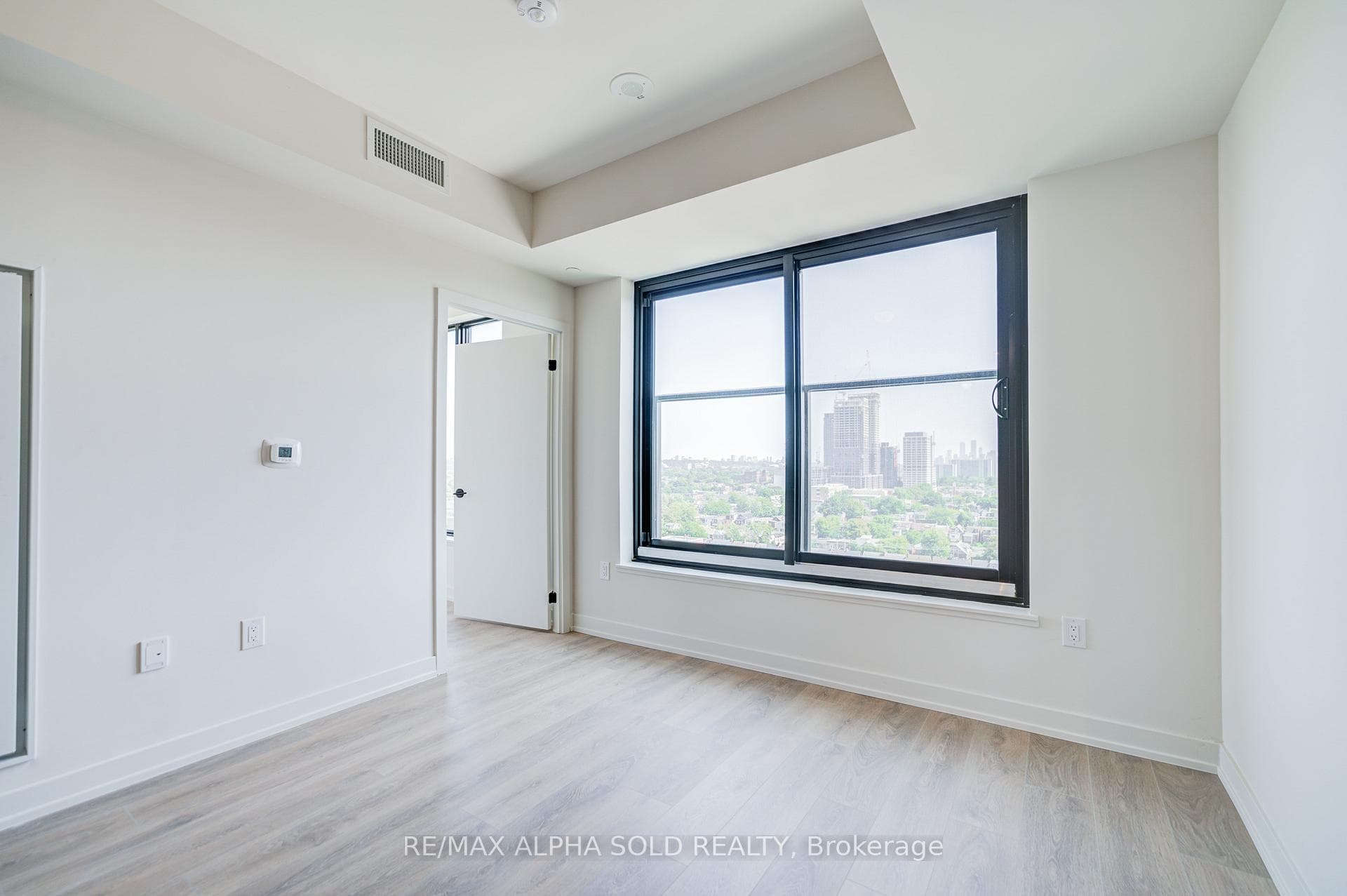 181 Sterling Road Unit 1519 photo 28