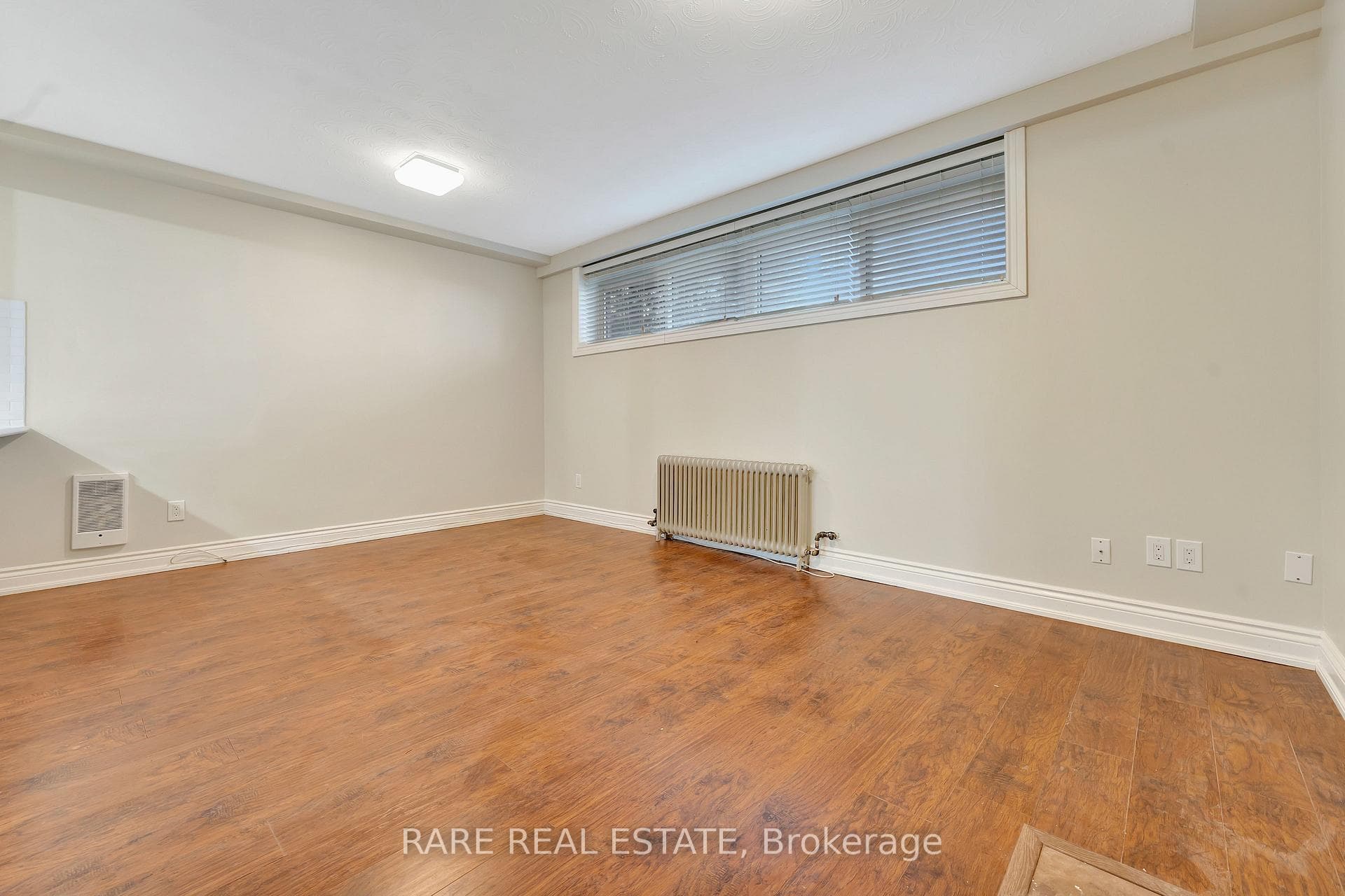 10 Budgell Terrace Unit Lower photo 7