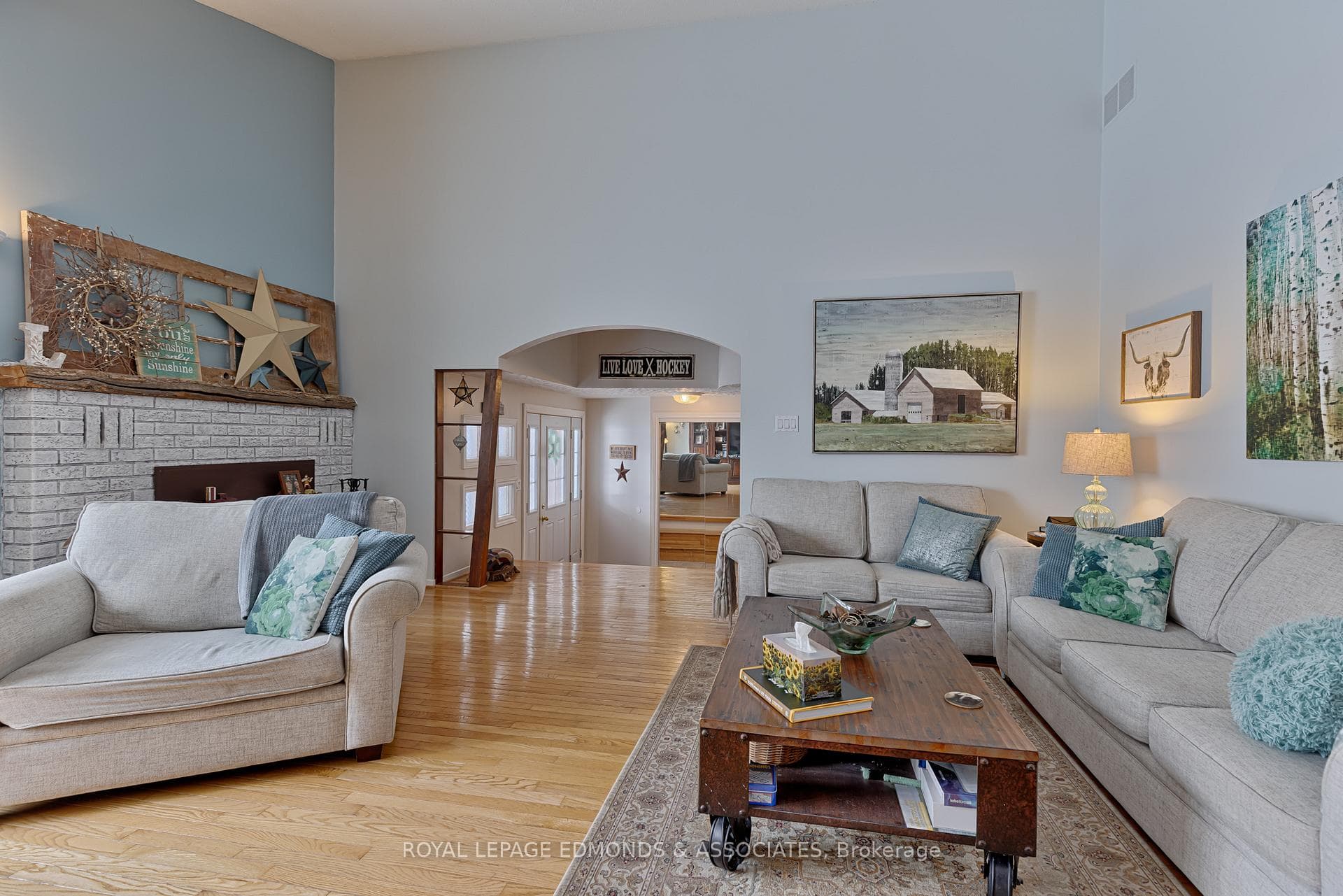 196 Golf Course Road photo 17