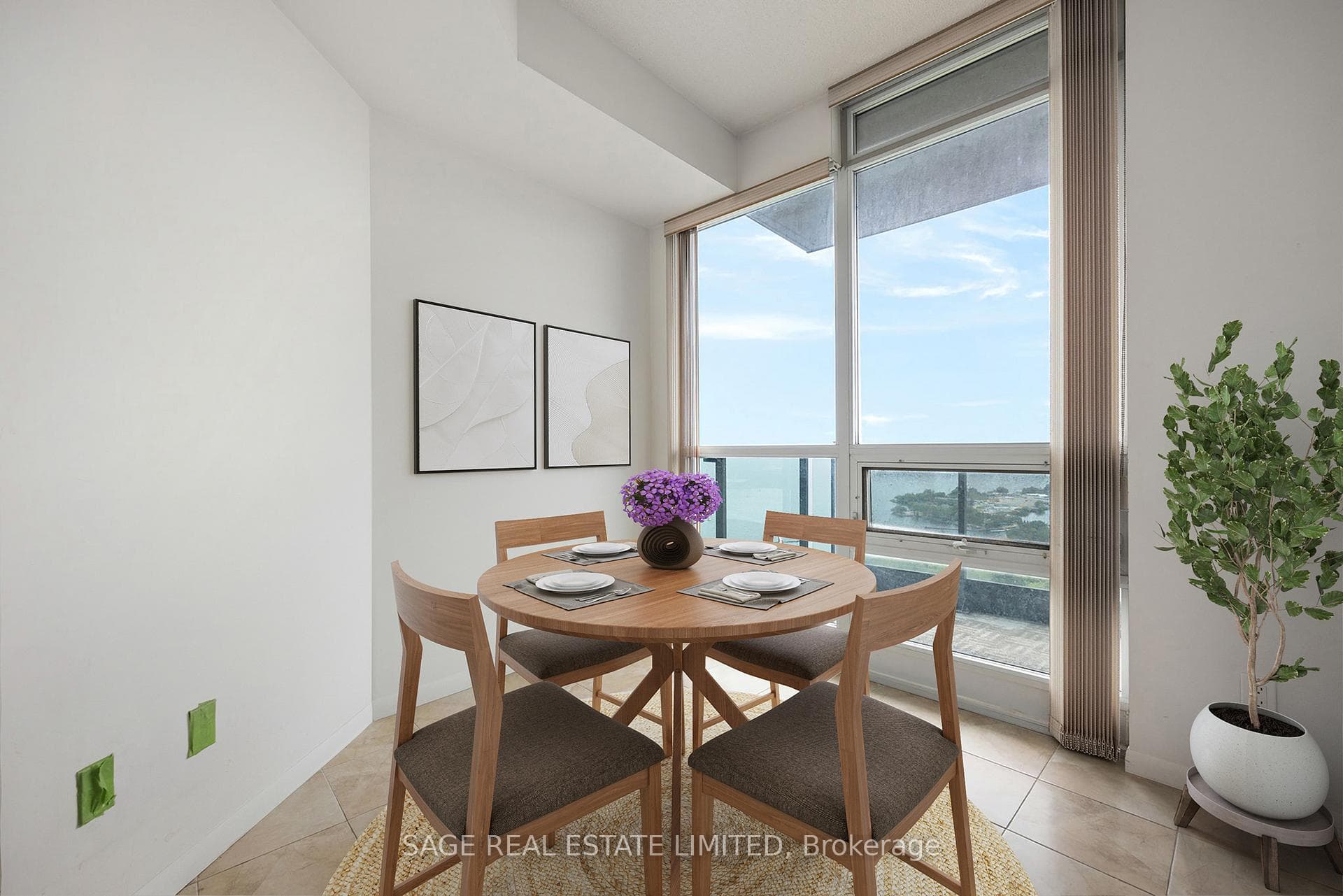 215 Fort York Boulevard Unit 3205 photo 4