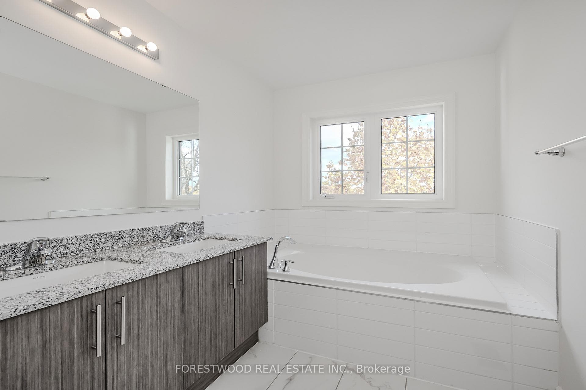 22 Bluebird Place photo 15
