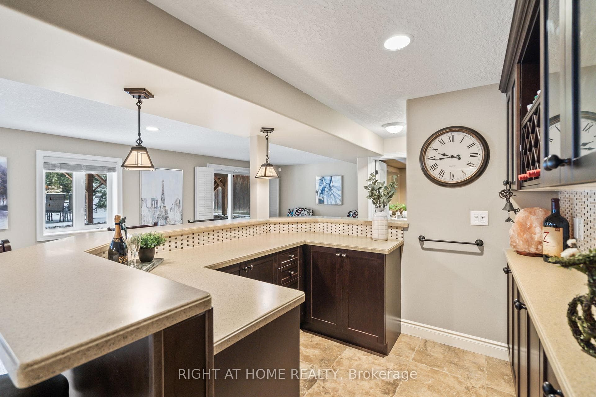 60 Jane Avenue photo 32