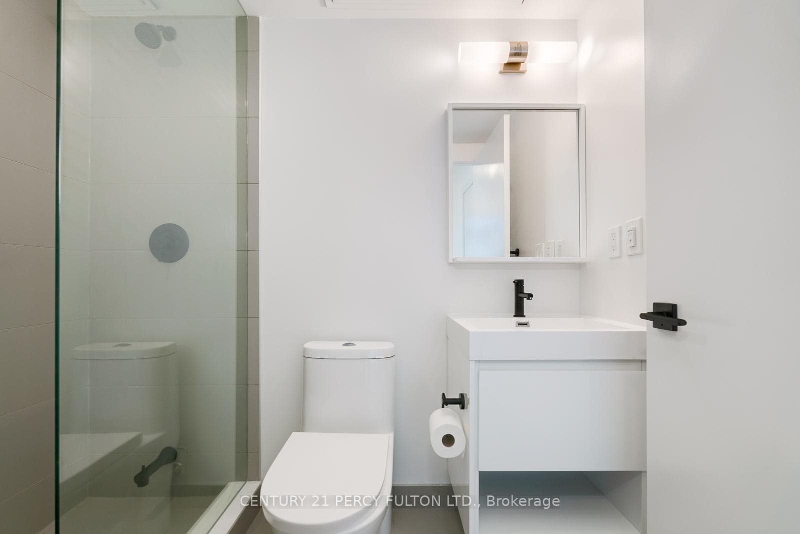 2 Augusta Avenue Unit 707 photo 13