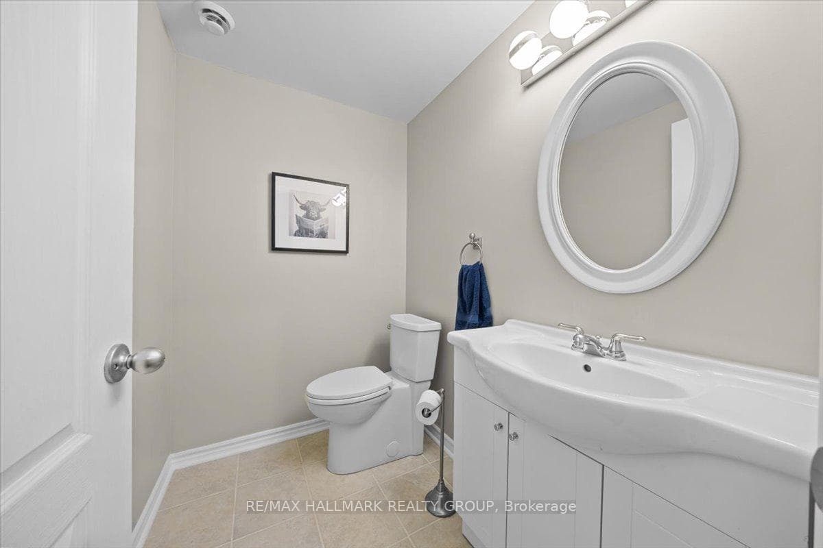 184 Bonnyley Crescent photo 37