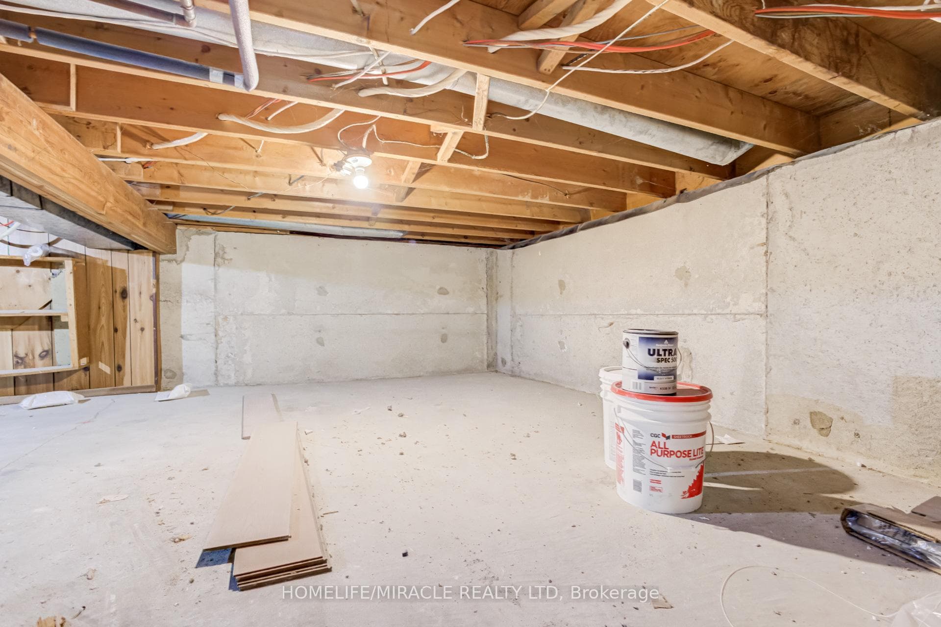 122 Ormond Drive photo 39