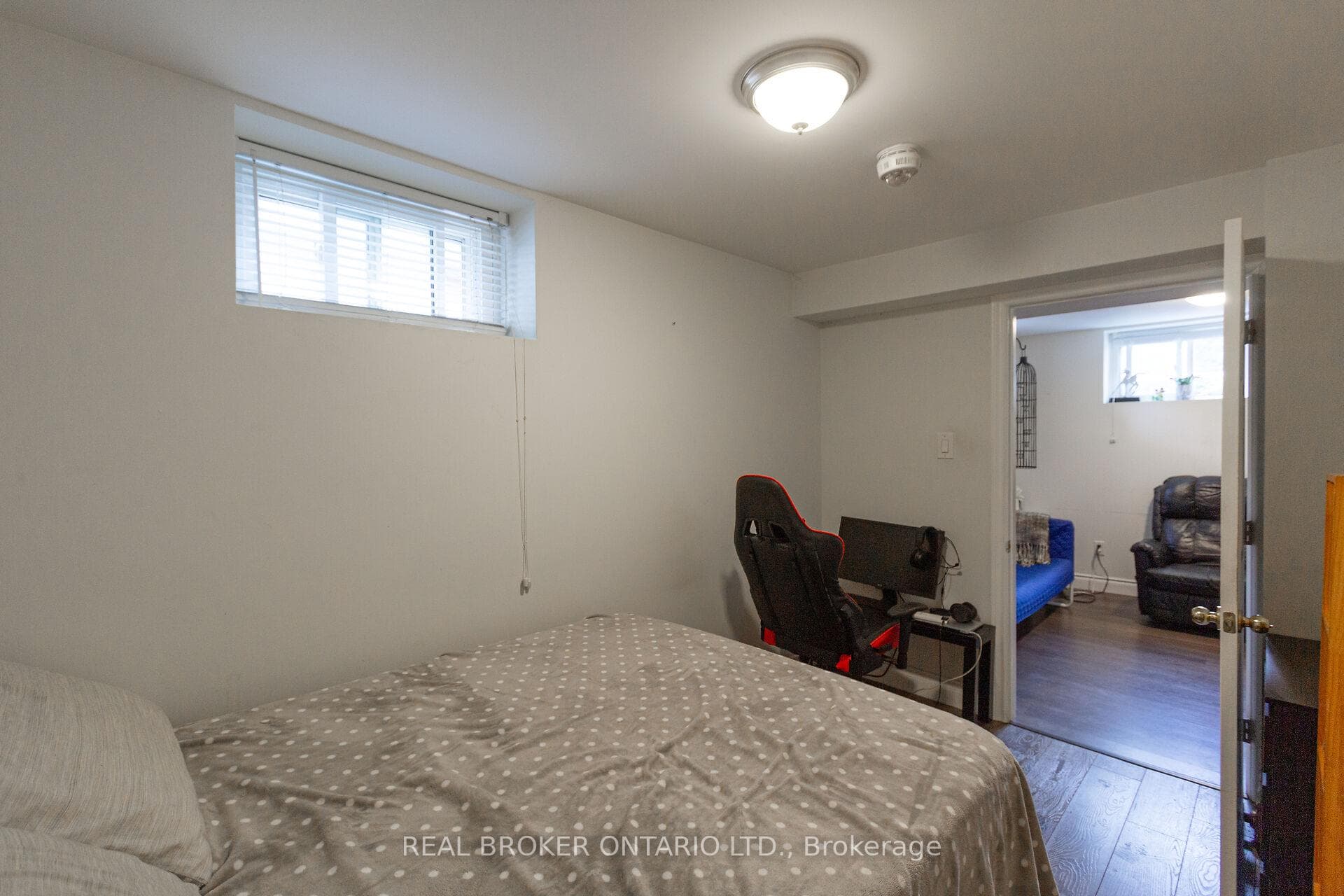 1373 Niels Avenue photo 26