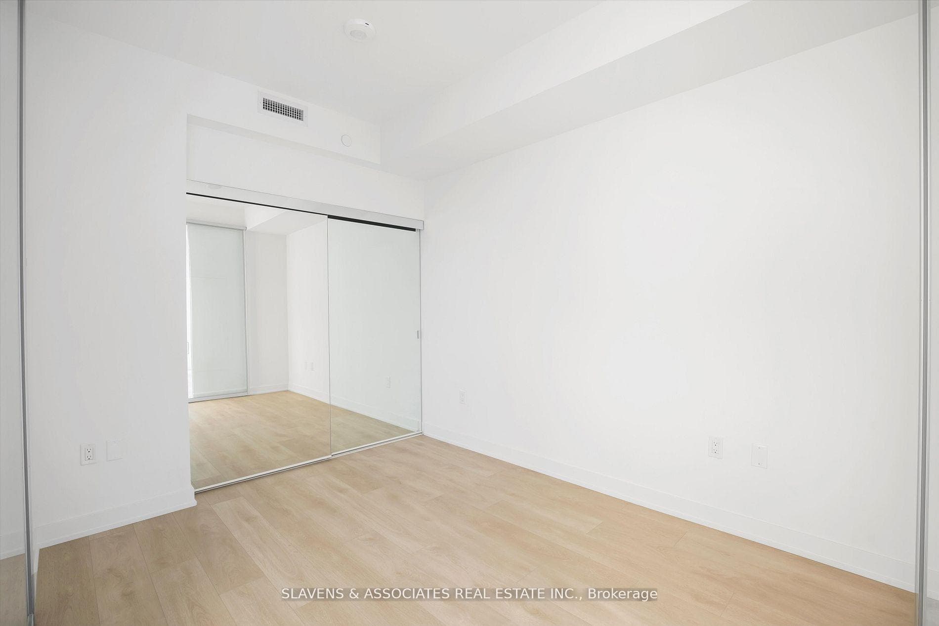 127 Broadway Avenue Unit 1207 photo 12