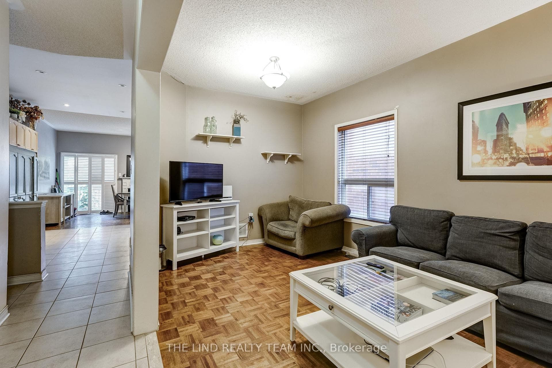 29 Tuscana Boulevard photo 5