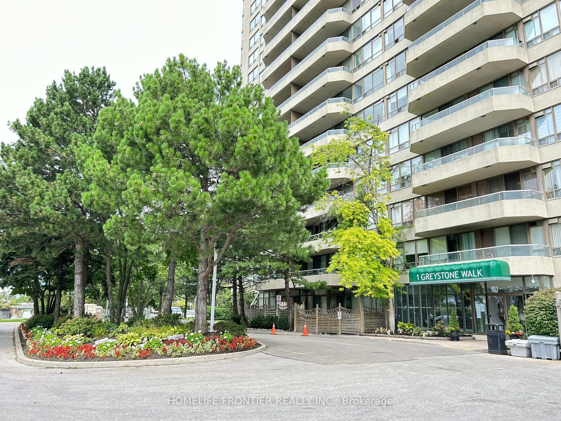 1 Greystone Walk Drive Unit 586 photo 2
