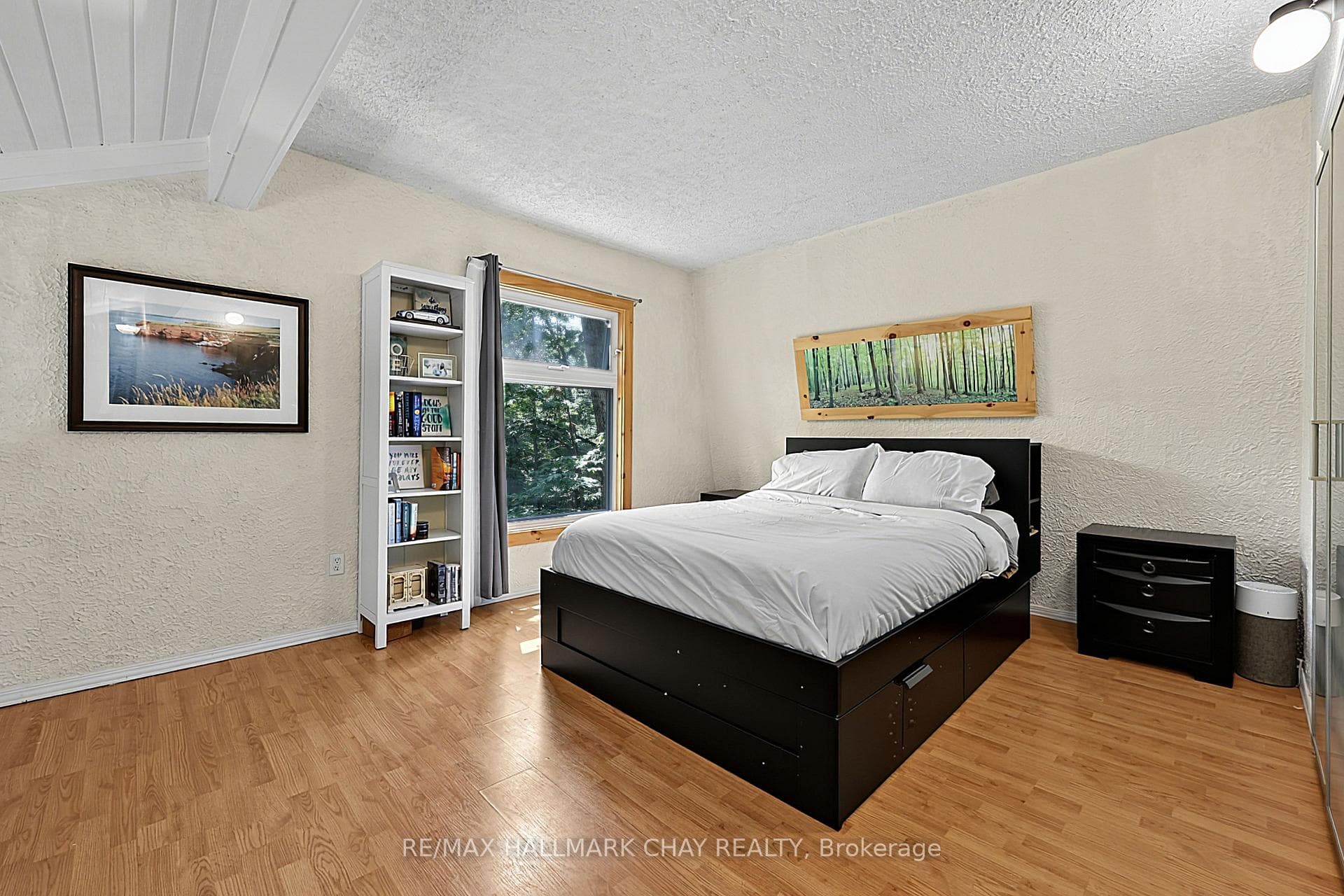 88 Huronwoods Drive photo 16