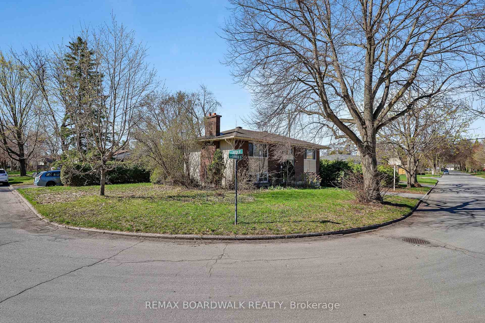 956 Garwood Avenue photo 2