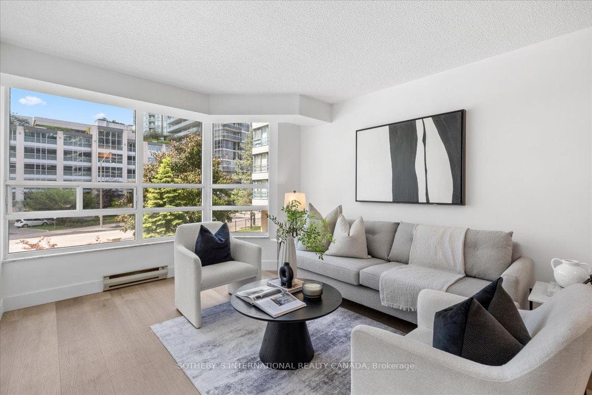 250 Webb Drive Unit 211 photo 17