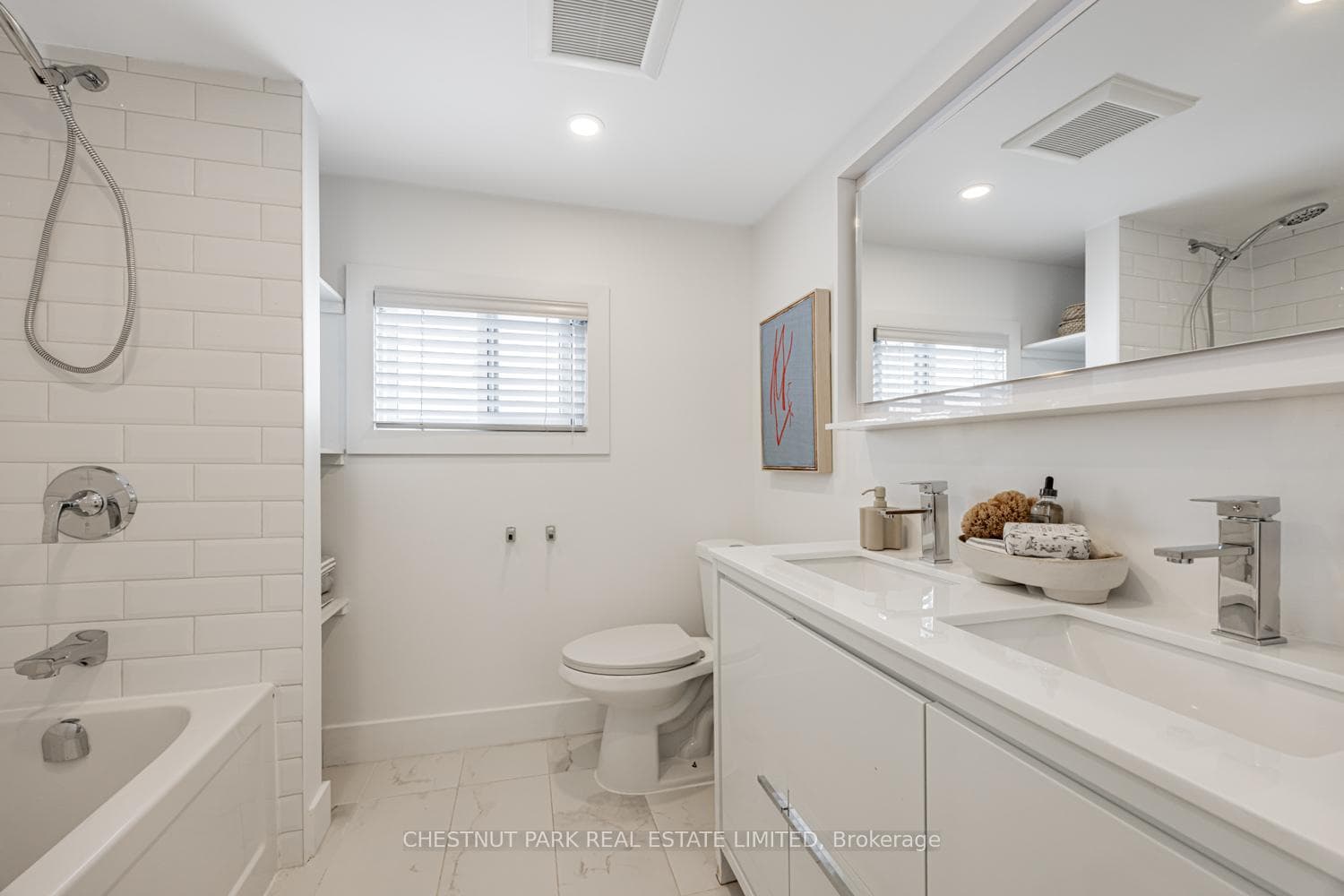110 Binswood Avenue photo 22