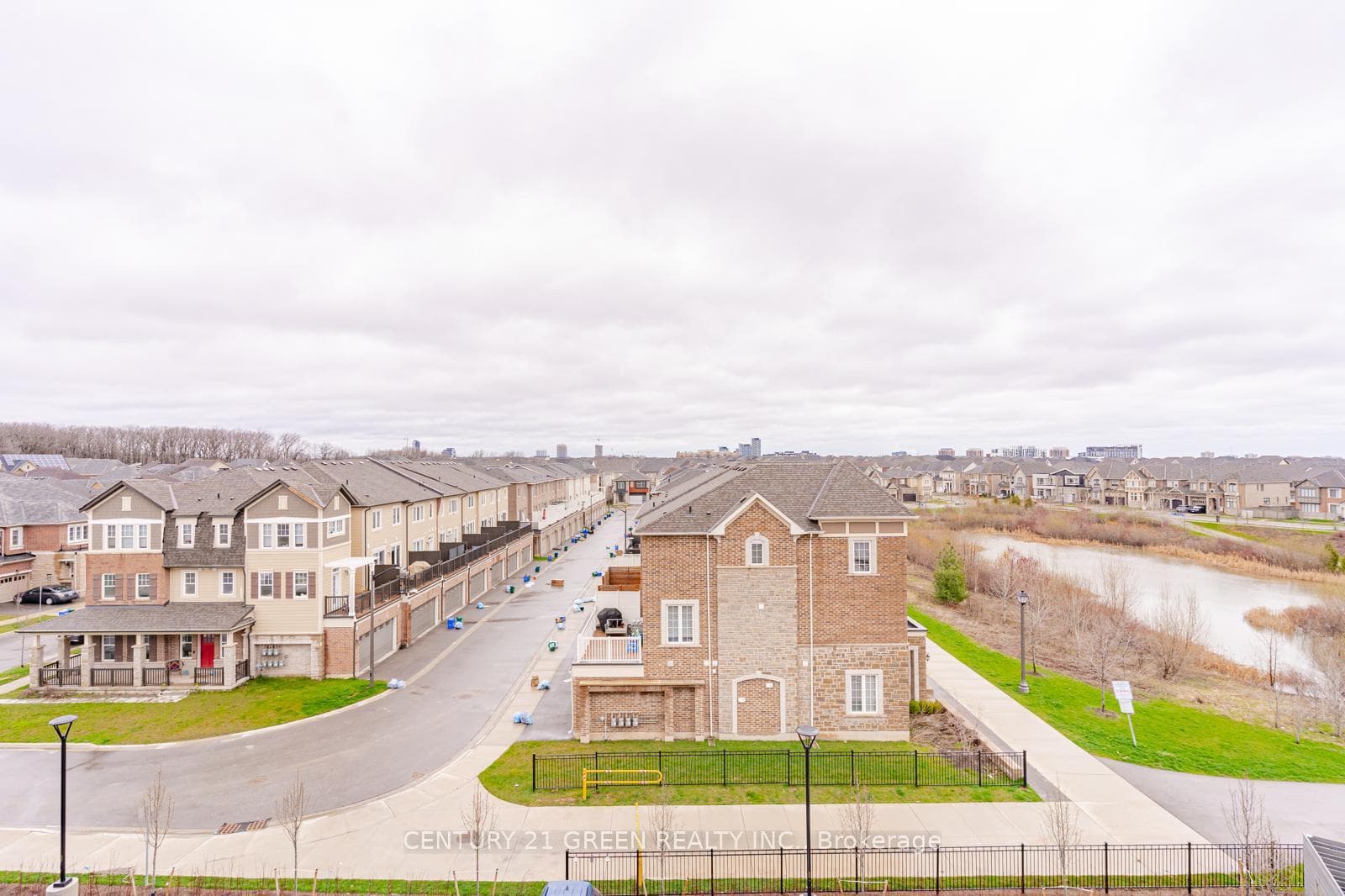 3285 Carding Mill Trail Unit 401 photo 28
