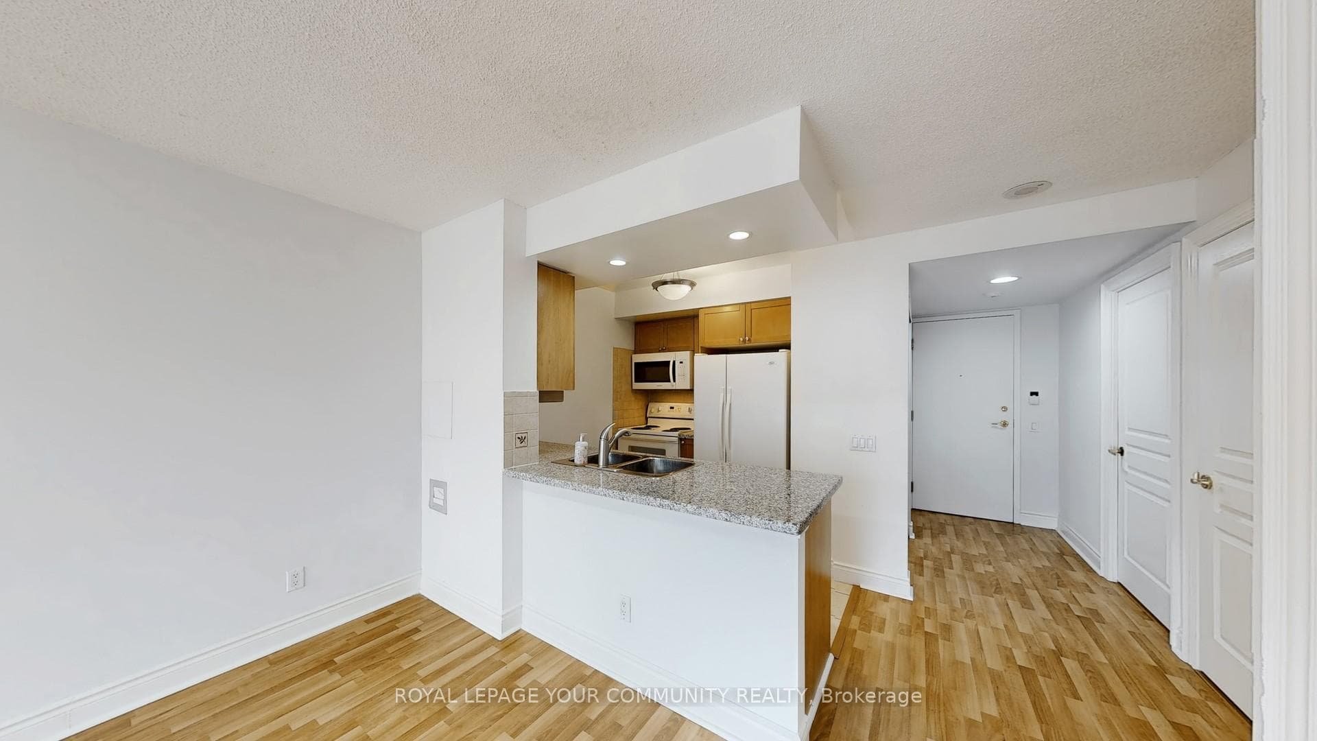 10 Northtown Way Unit 607 photo 23