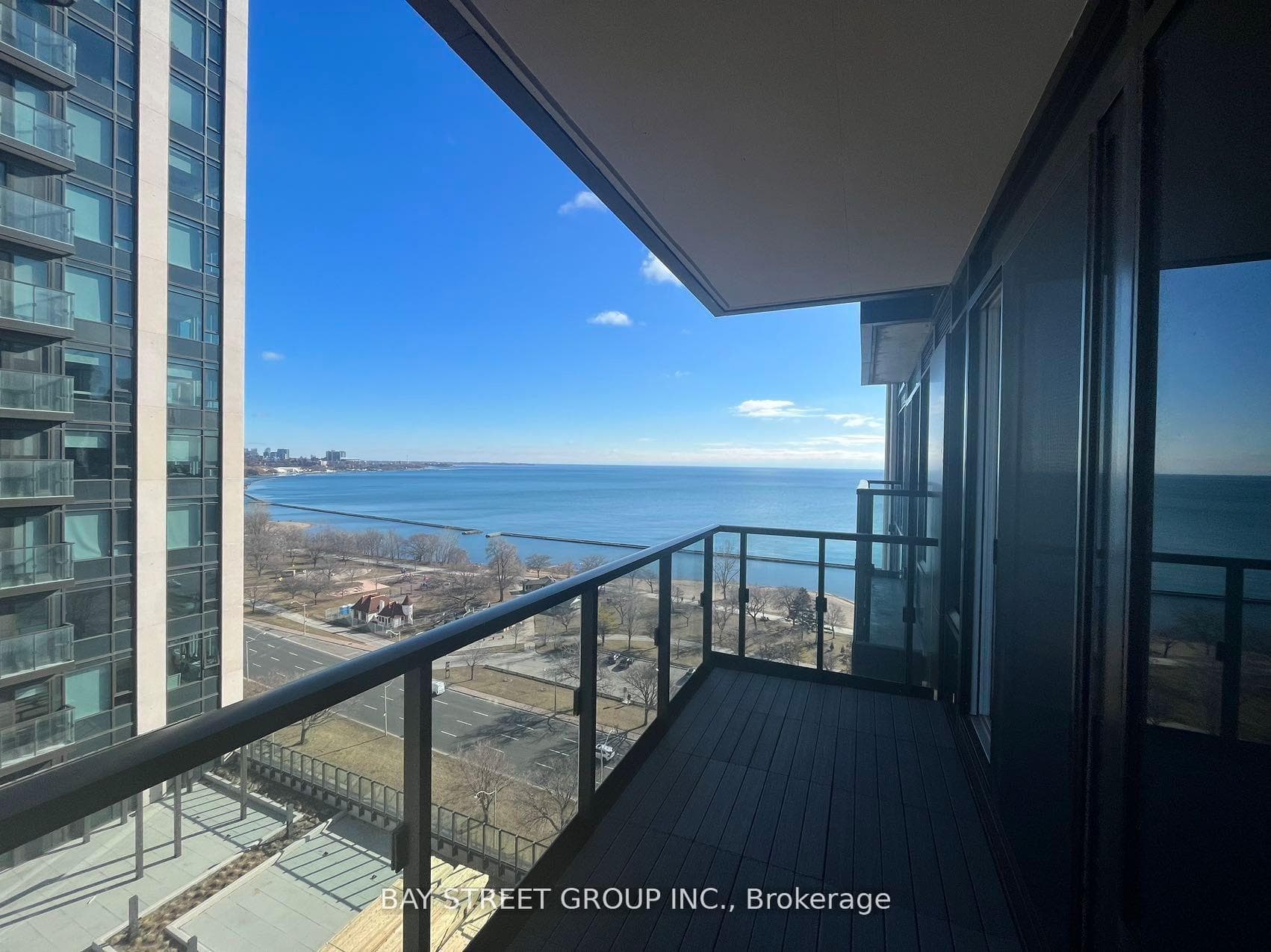 1928 Lake Shore Boulevard Unit 1706 photo 4