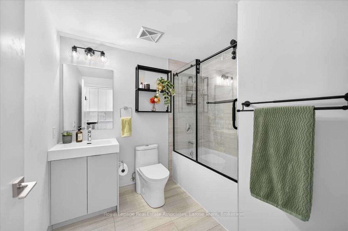 2920 Highway 7 Road Unit 3707 photo 18