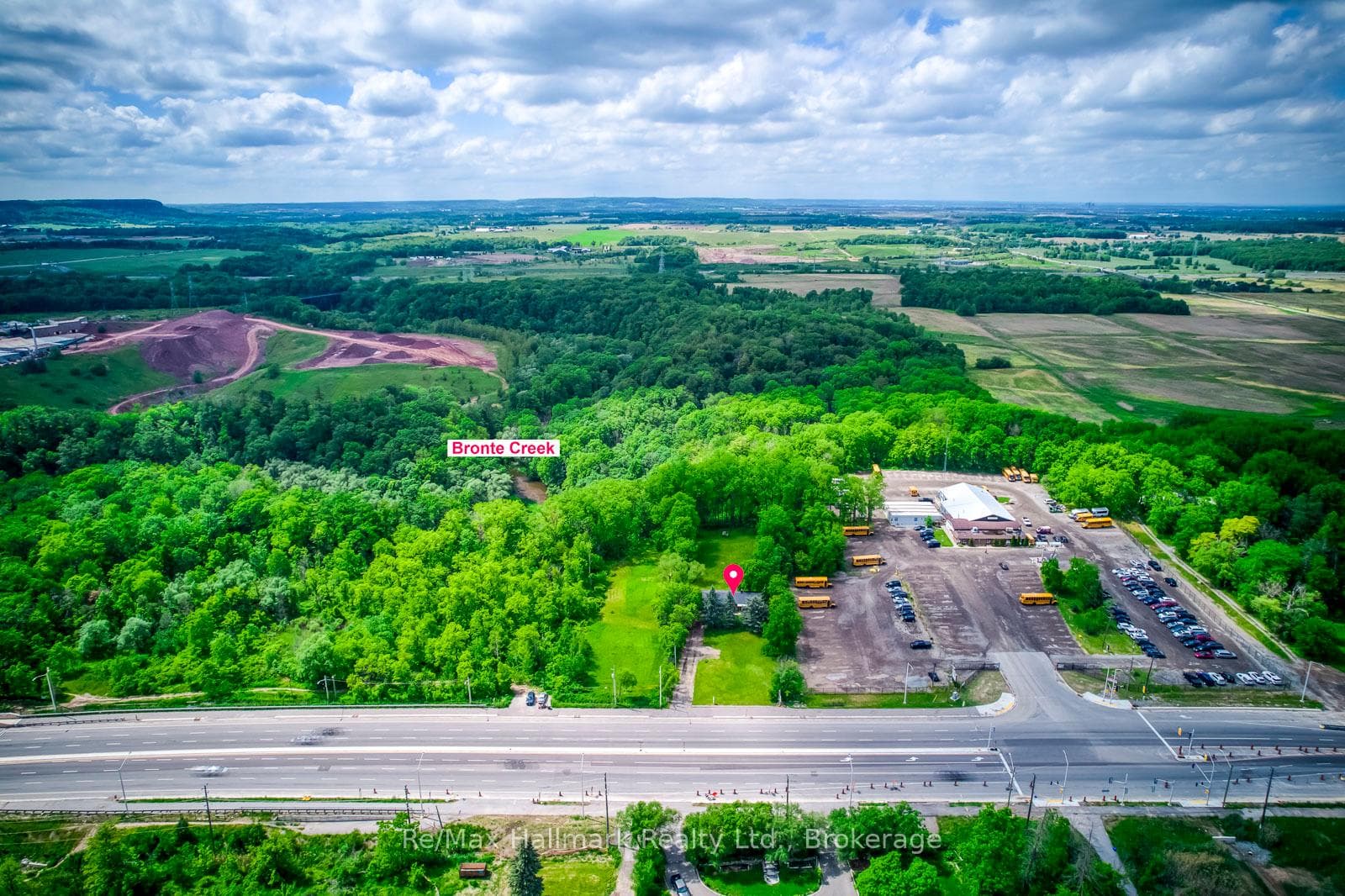 5371 Dundas Street photo 11
