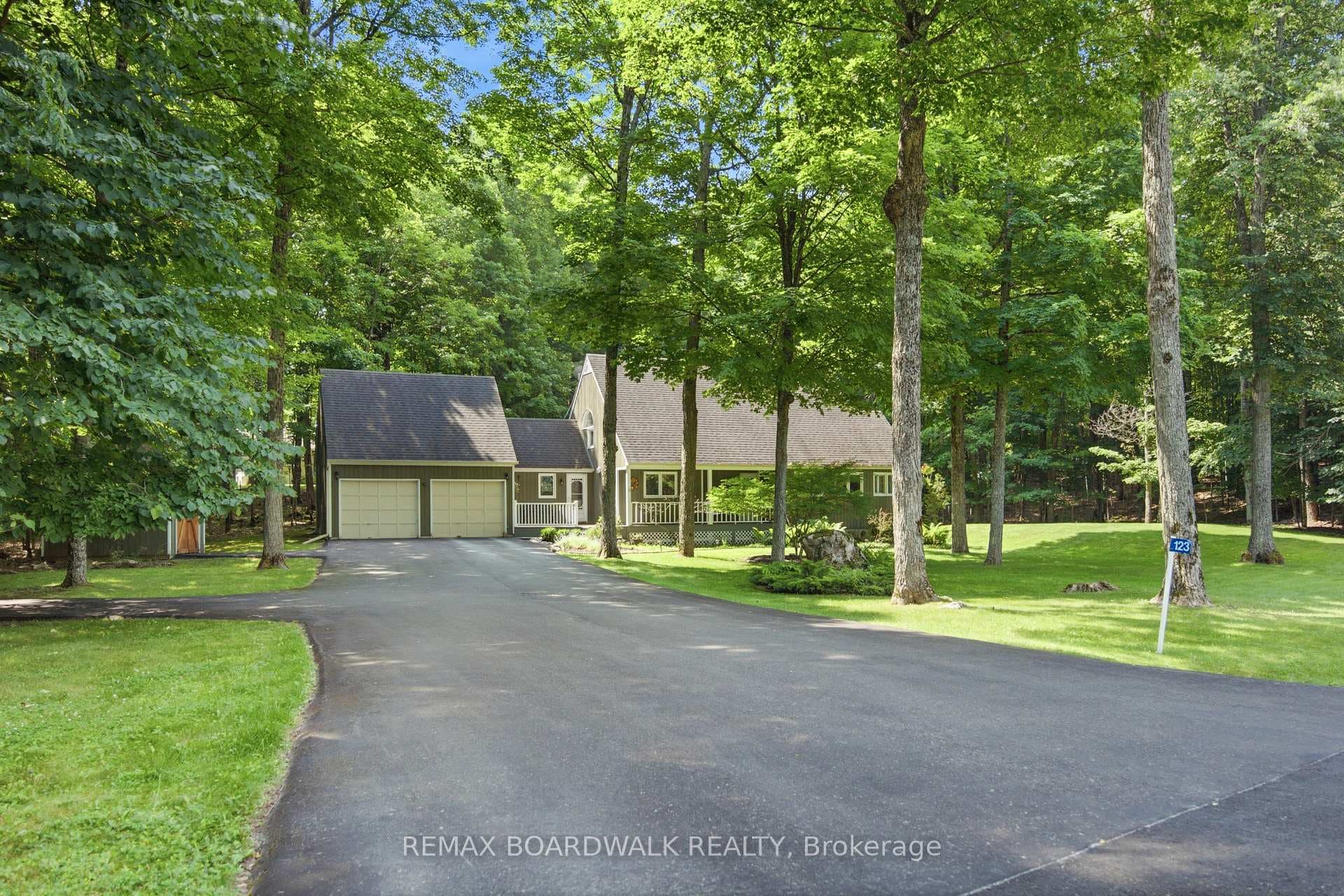 123 Poole Drive photo 1