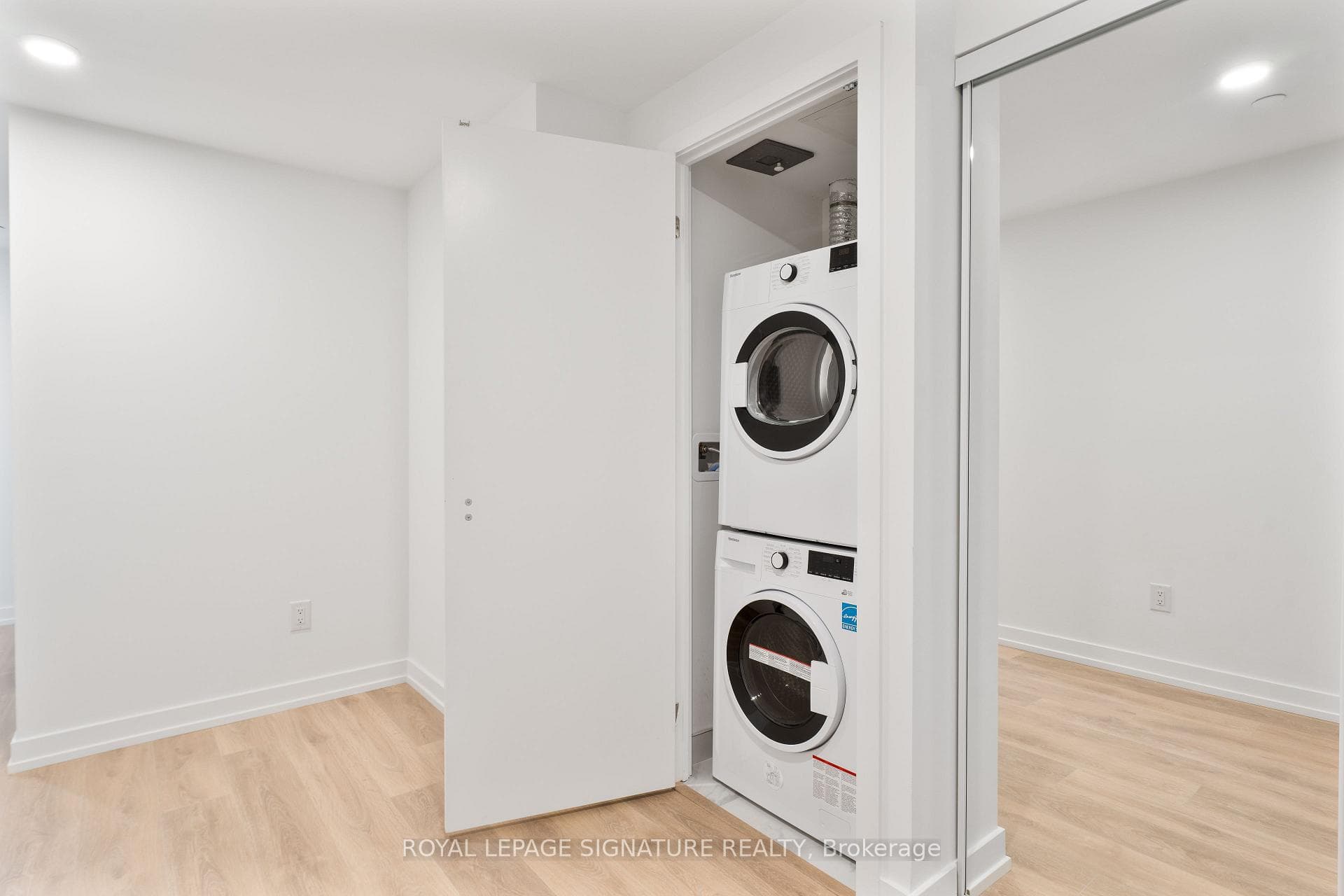 1100 Sheppard Avenue Unit 801 photo 20
