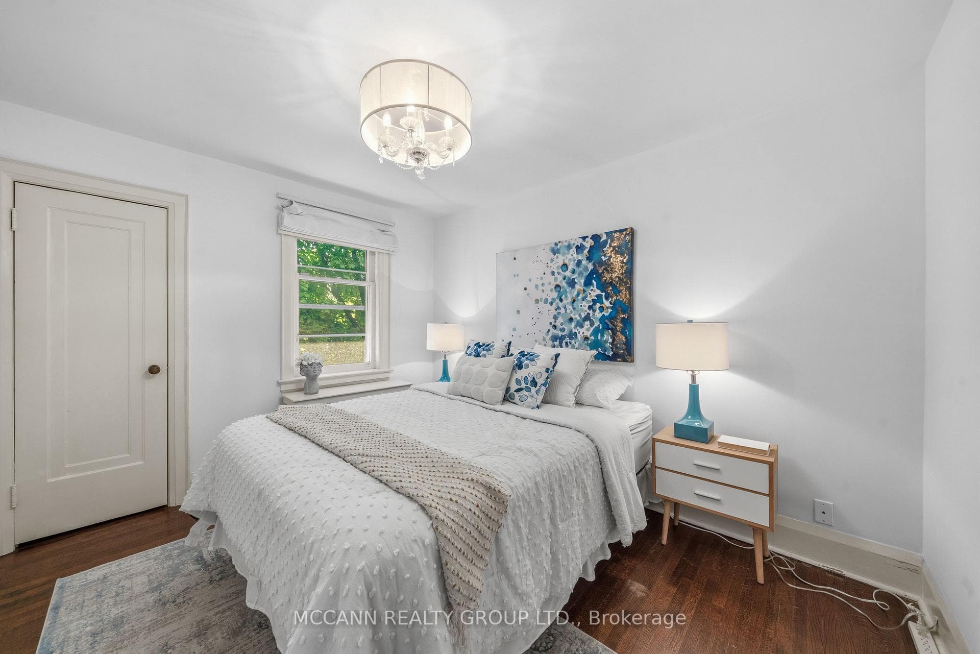 111 Chudleigh Avenue photo 19