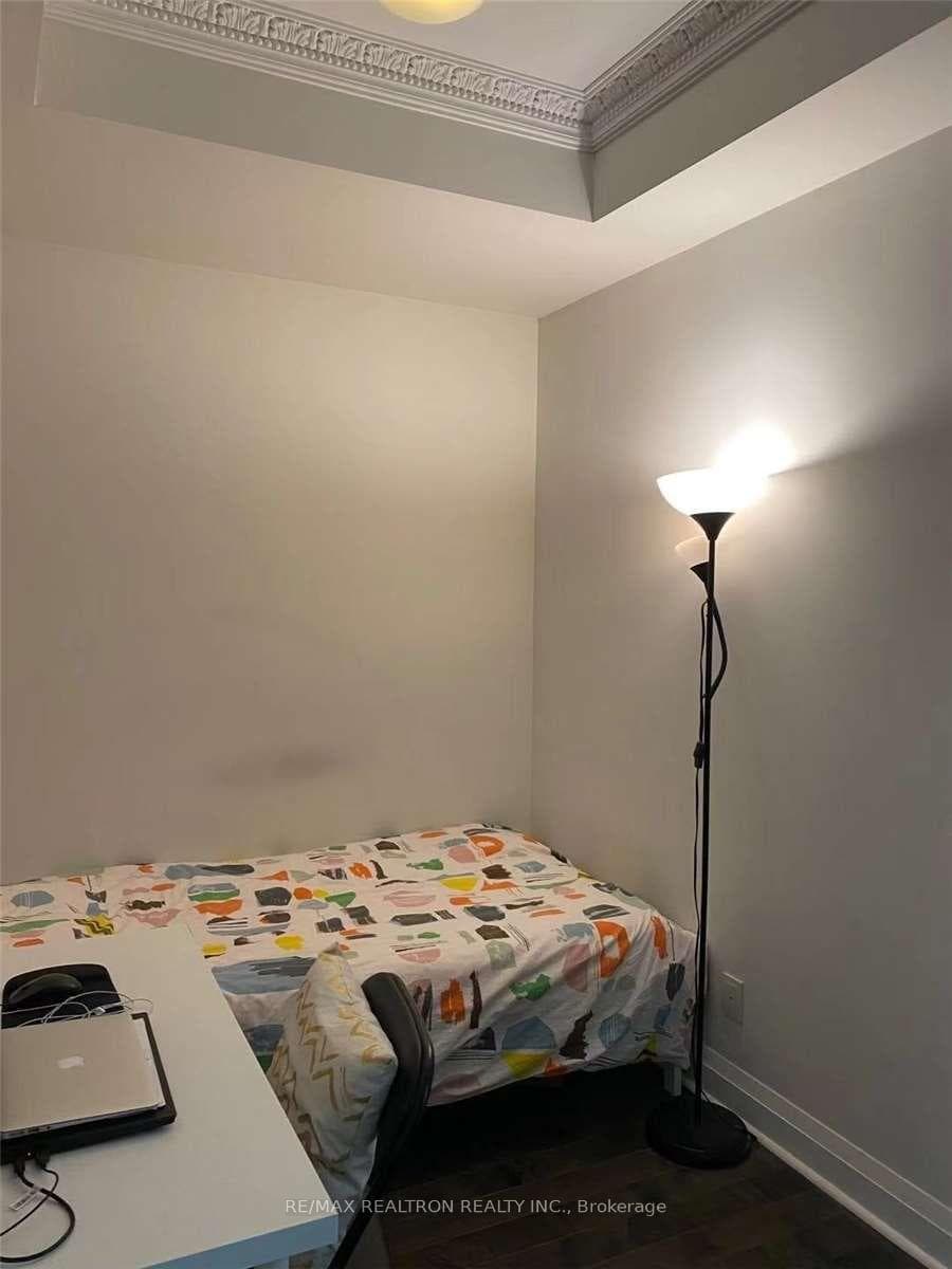 16 Harbour Street Unit 3601 photo 3