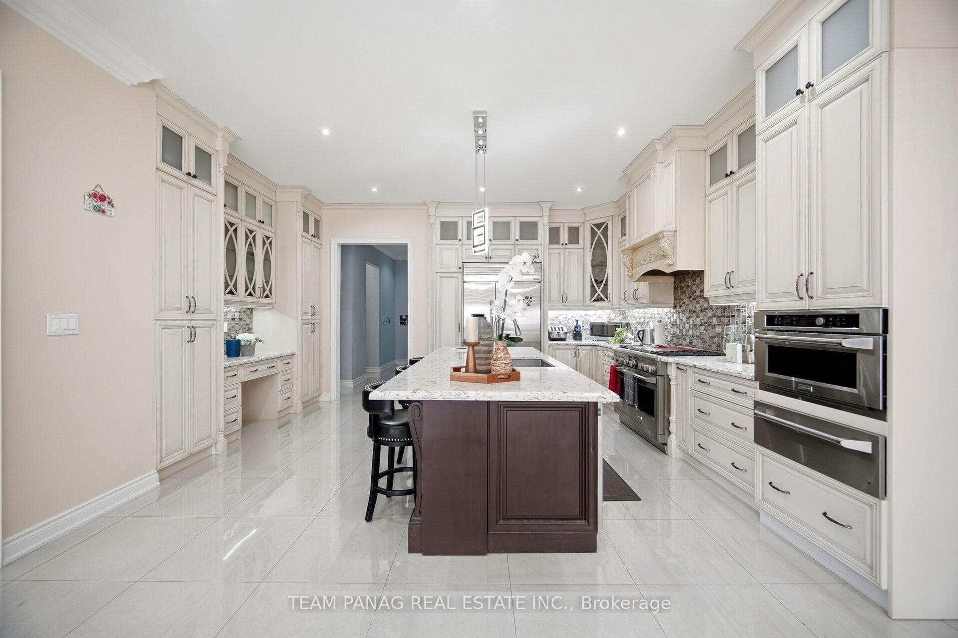 19 Falkland Road photo 8