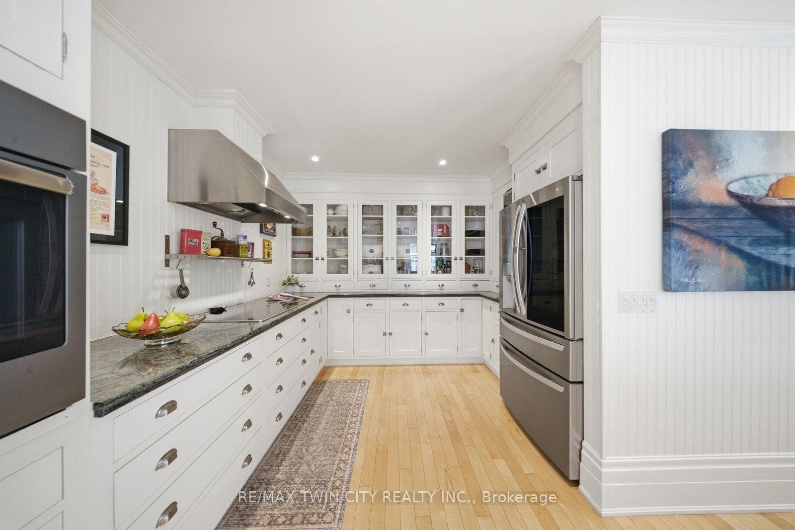 108 William Street photo 20