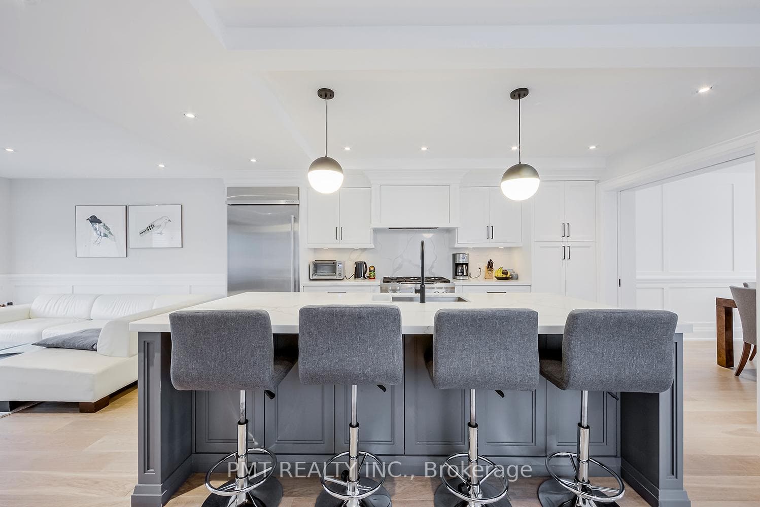50 Thursfield Crescent photo 11