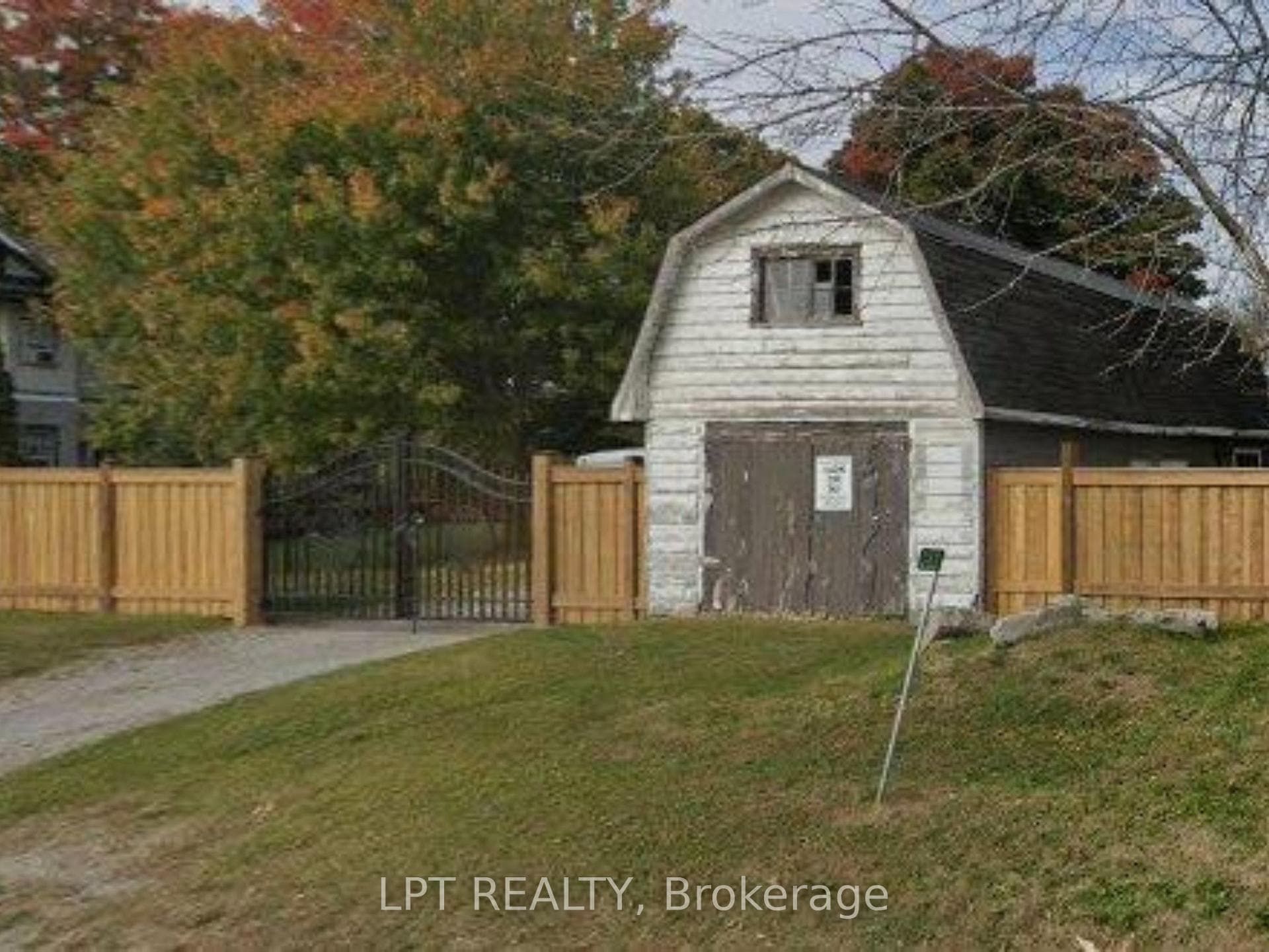 263 Glenarm Road photo 4