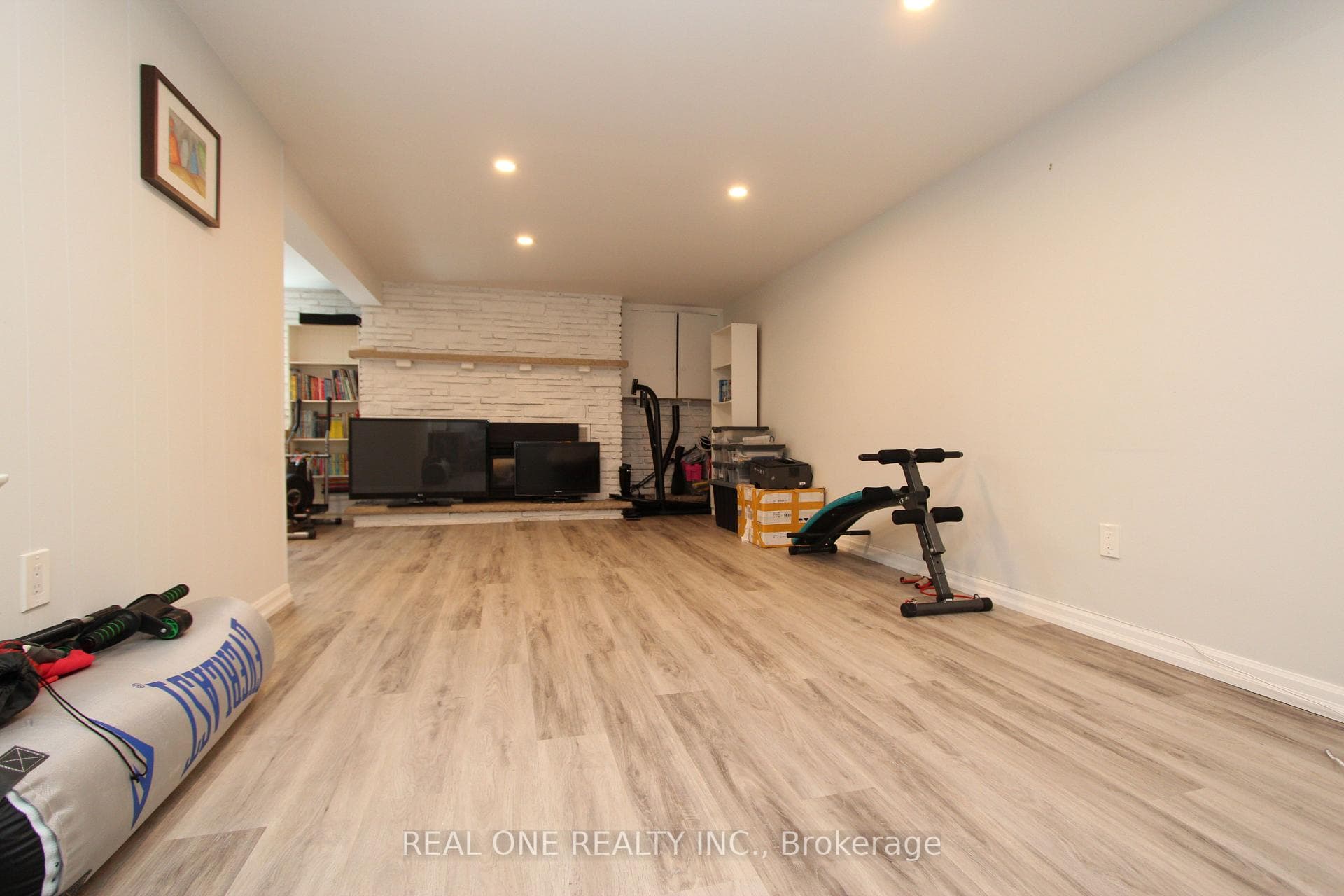25 Bigwin Drive photo 21