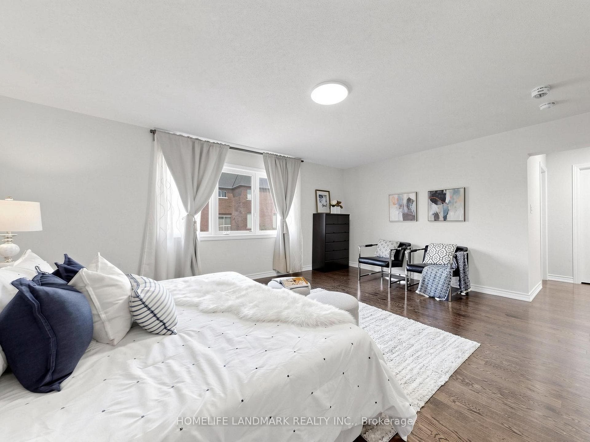2046 Webster Boulevard photo 27