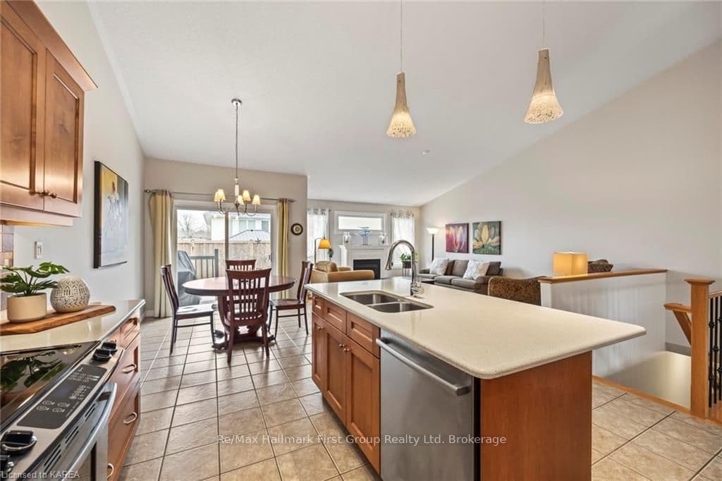 390 MORNINGSIDE Drive photo 11