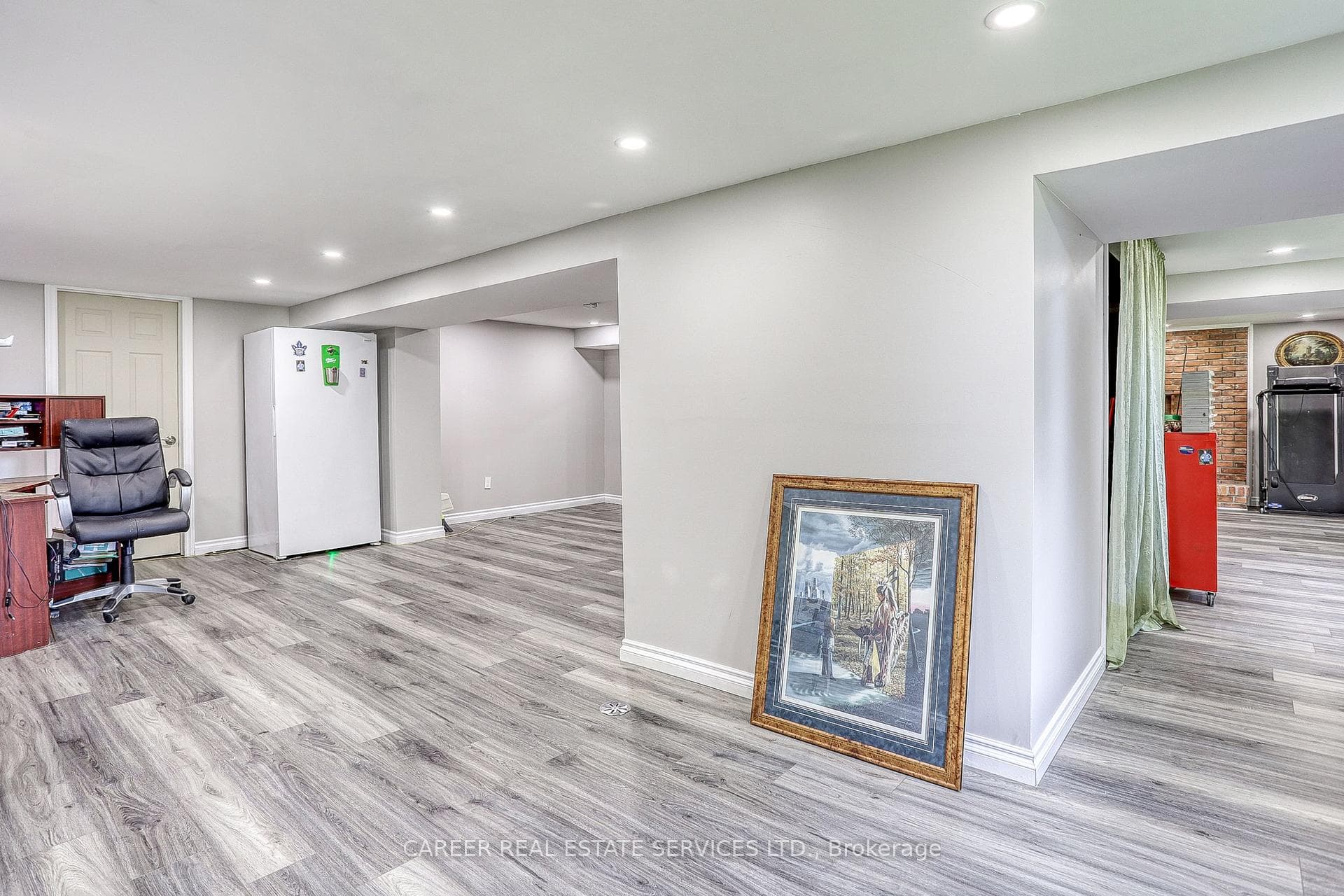 Possible Games room area