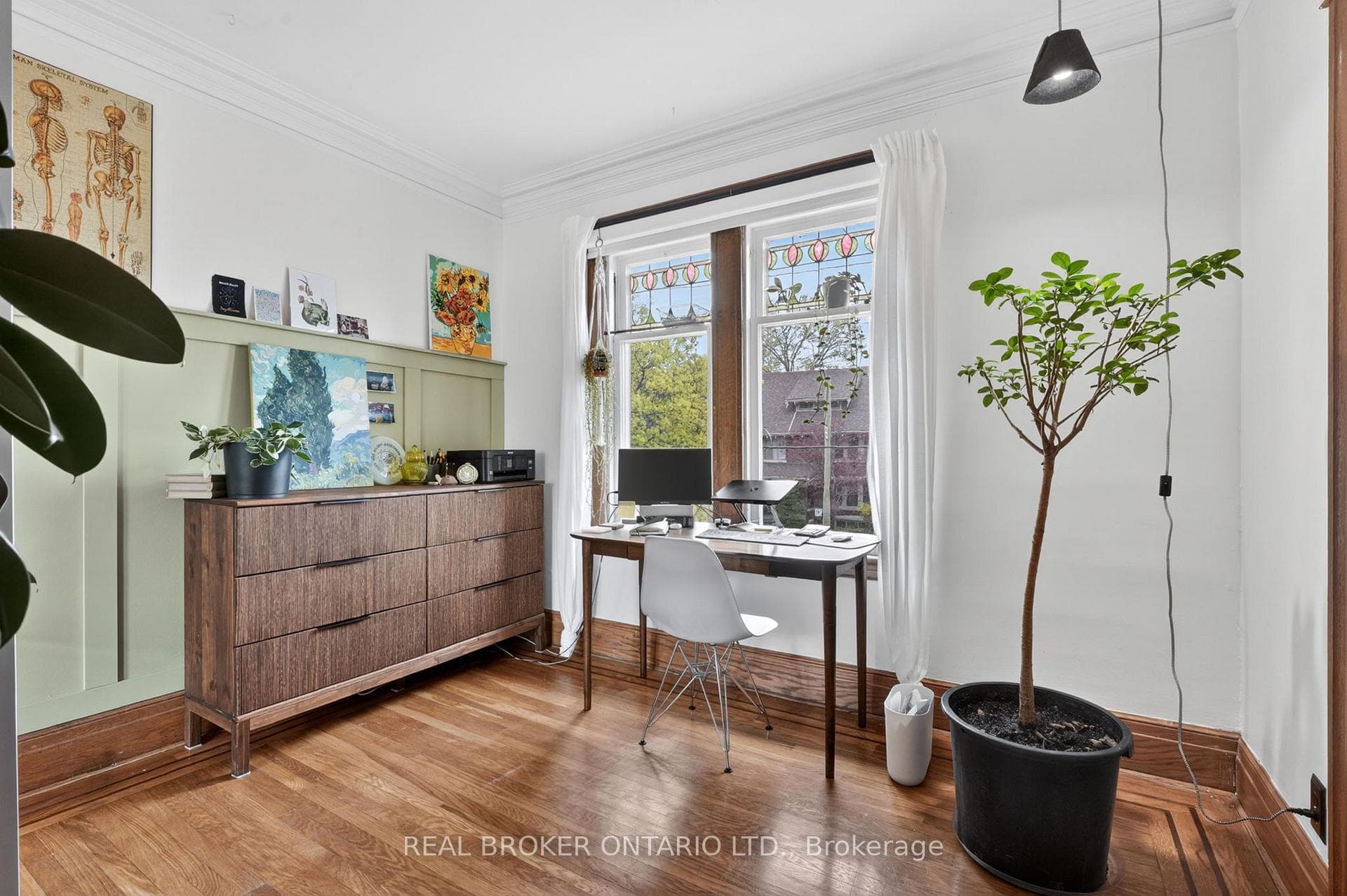 137 Sherman Avenue photo 15