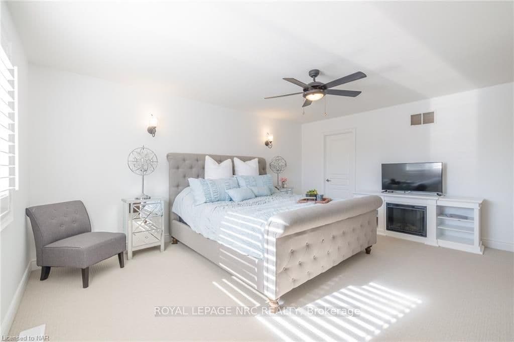 9284 SHOVELLER Drive photo 21