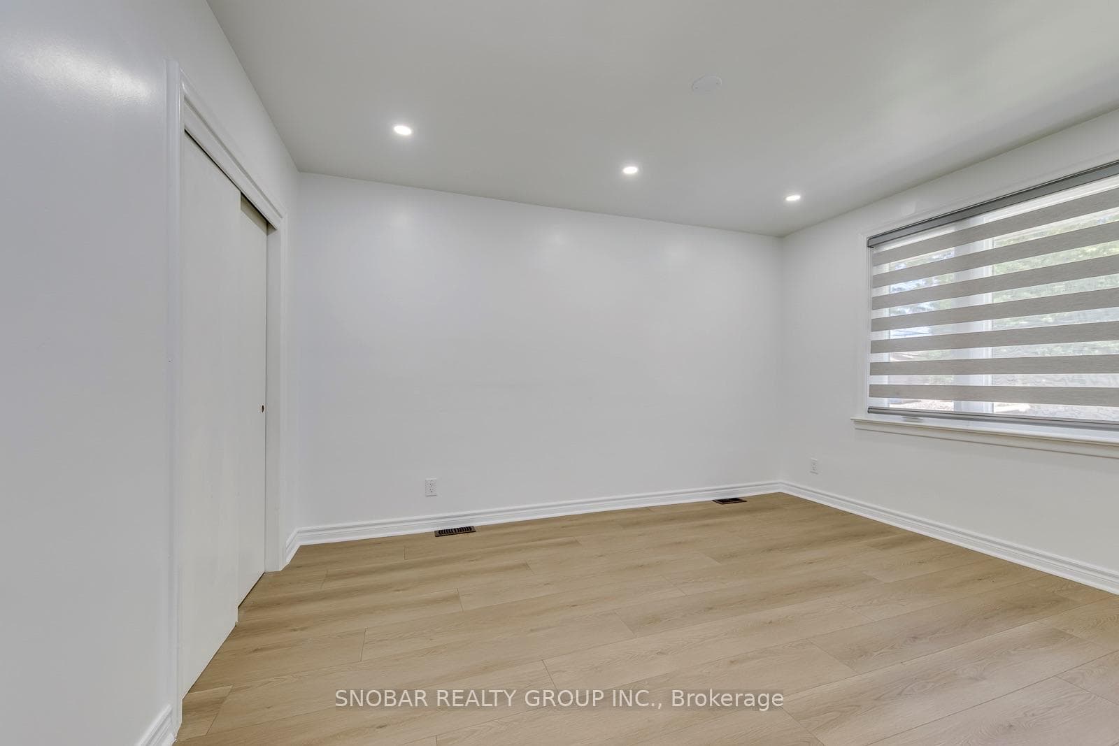 99 Jeffcoat Drive photo 18
