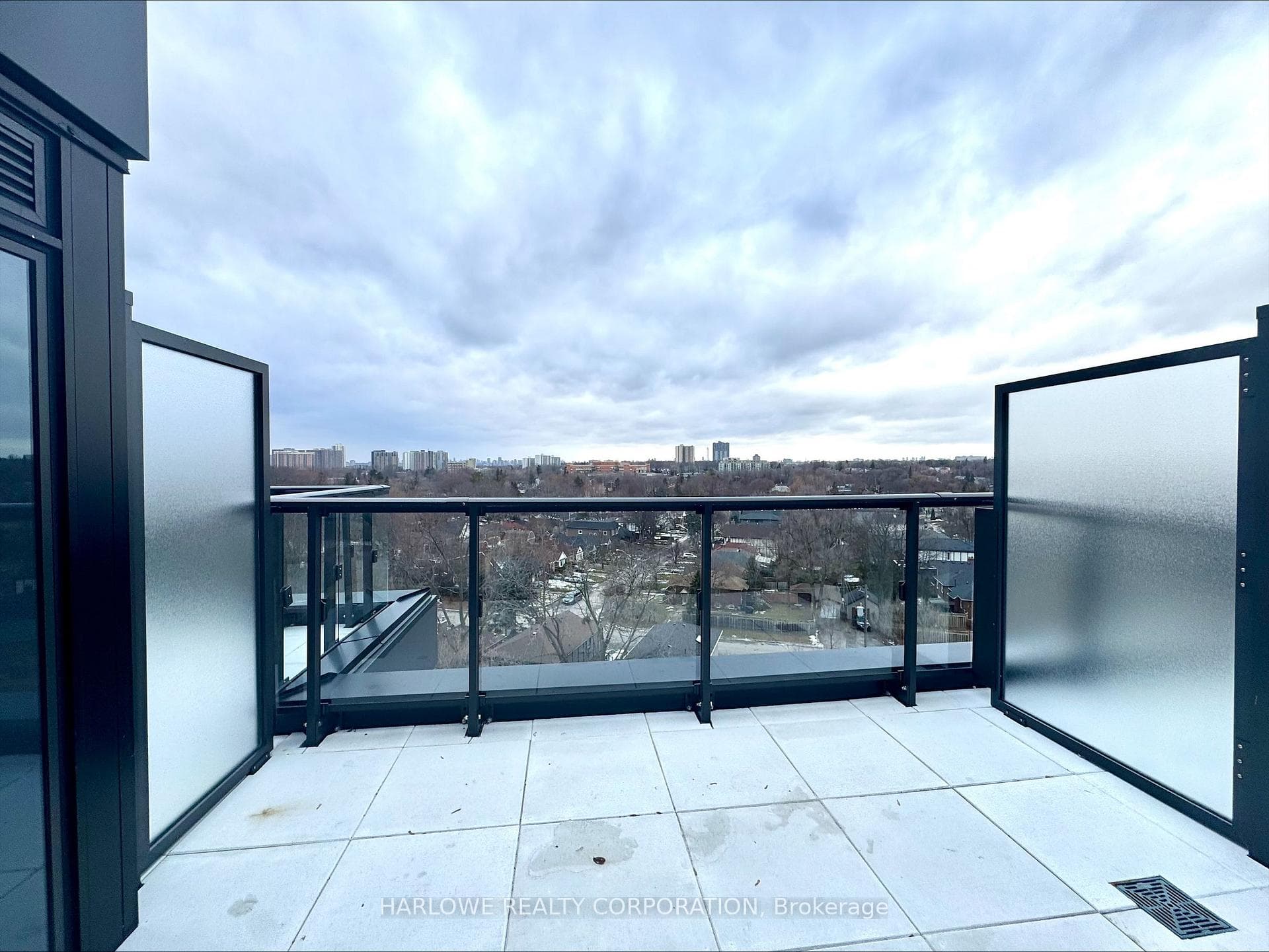 2 Manderley Drive Unit 803 photo 9