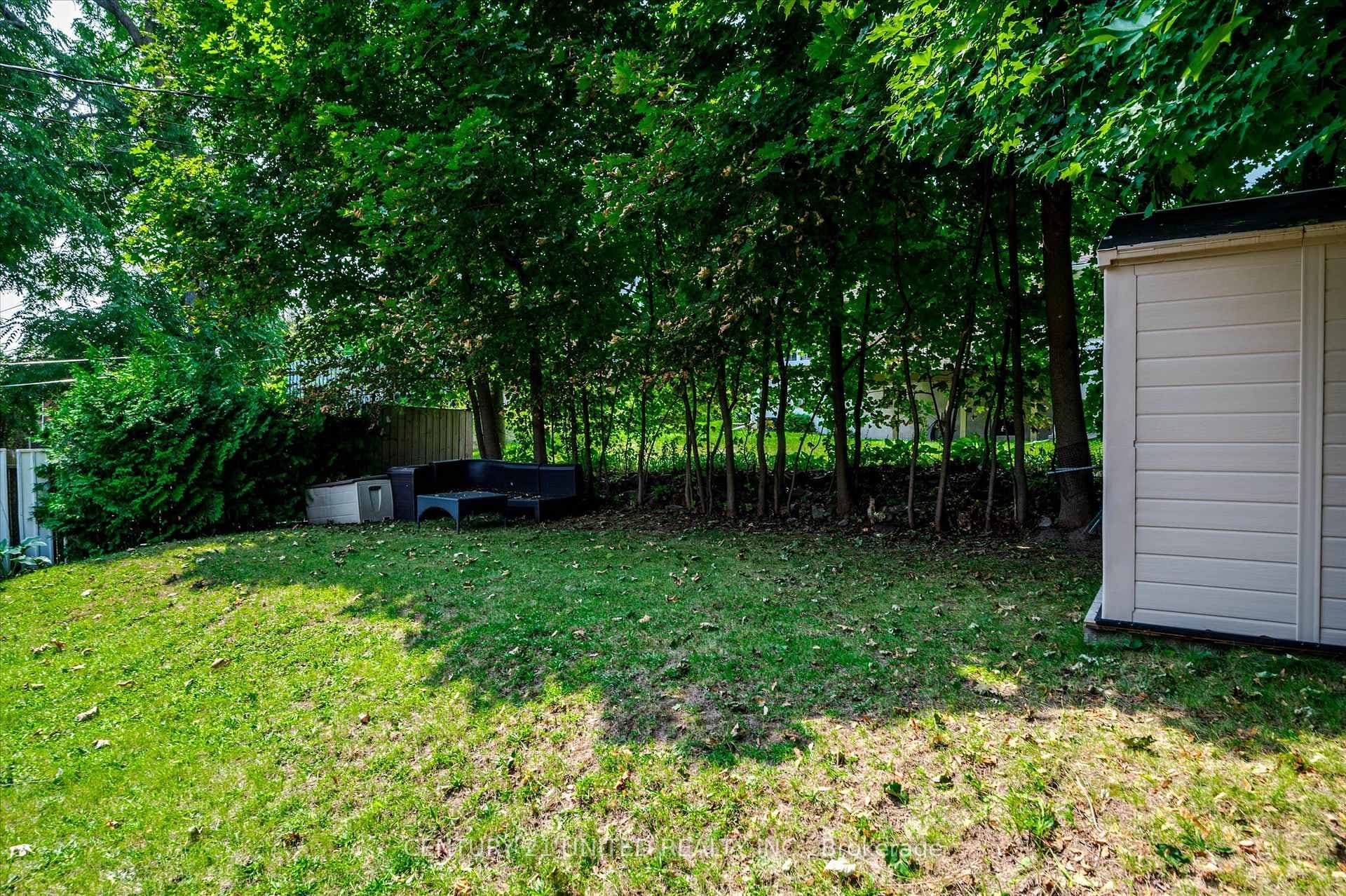 479 Albertus Avenue photo 27
