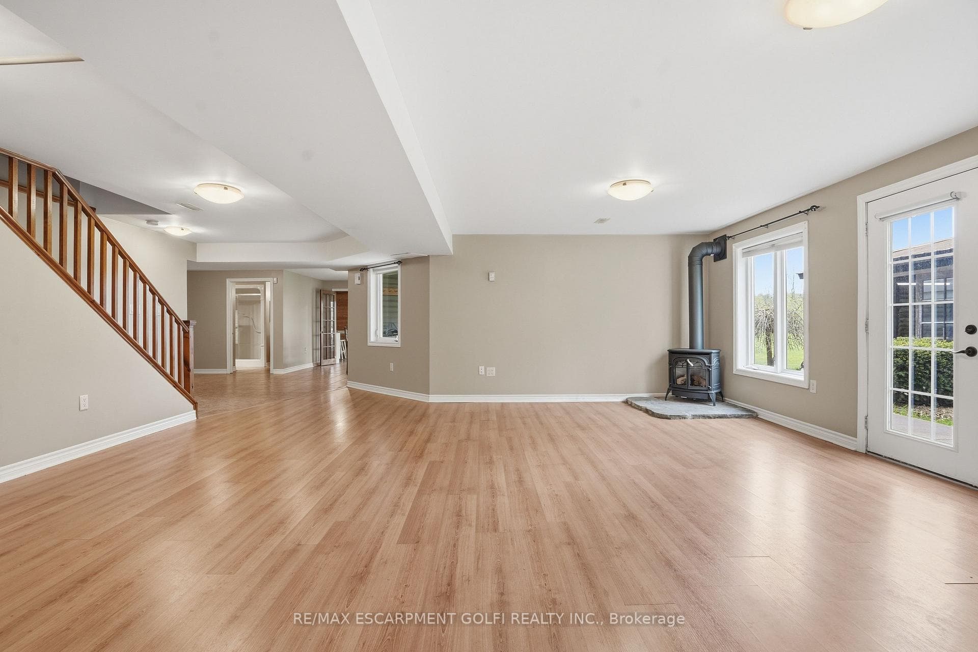 461 TICE Road photo 29