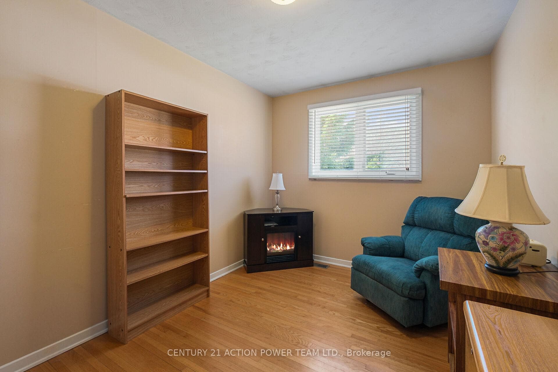 1535 St. Georges Street photo 27