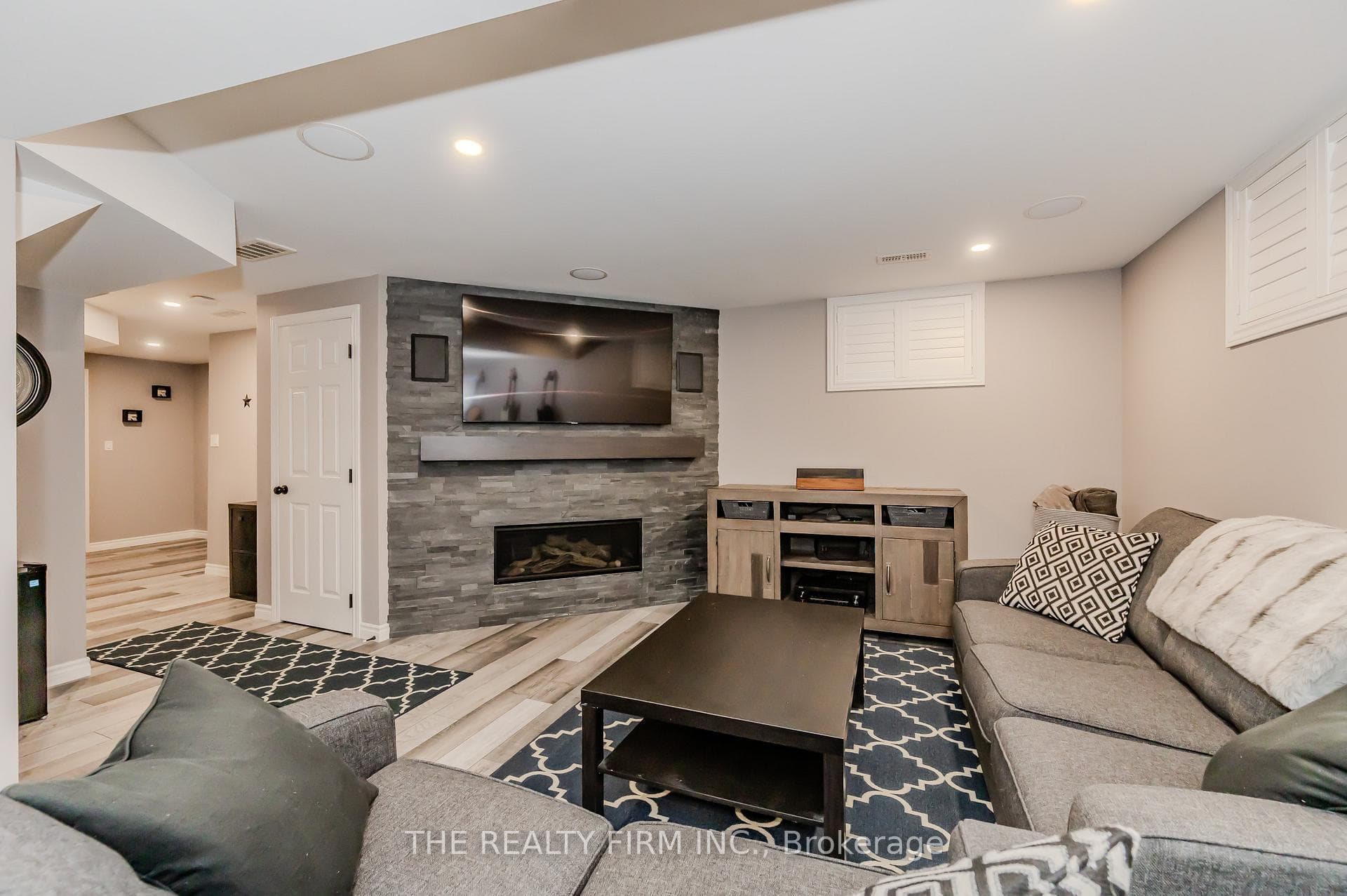 199 Ferris Drive photo 27