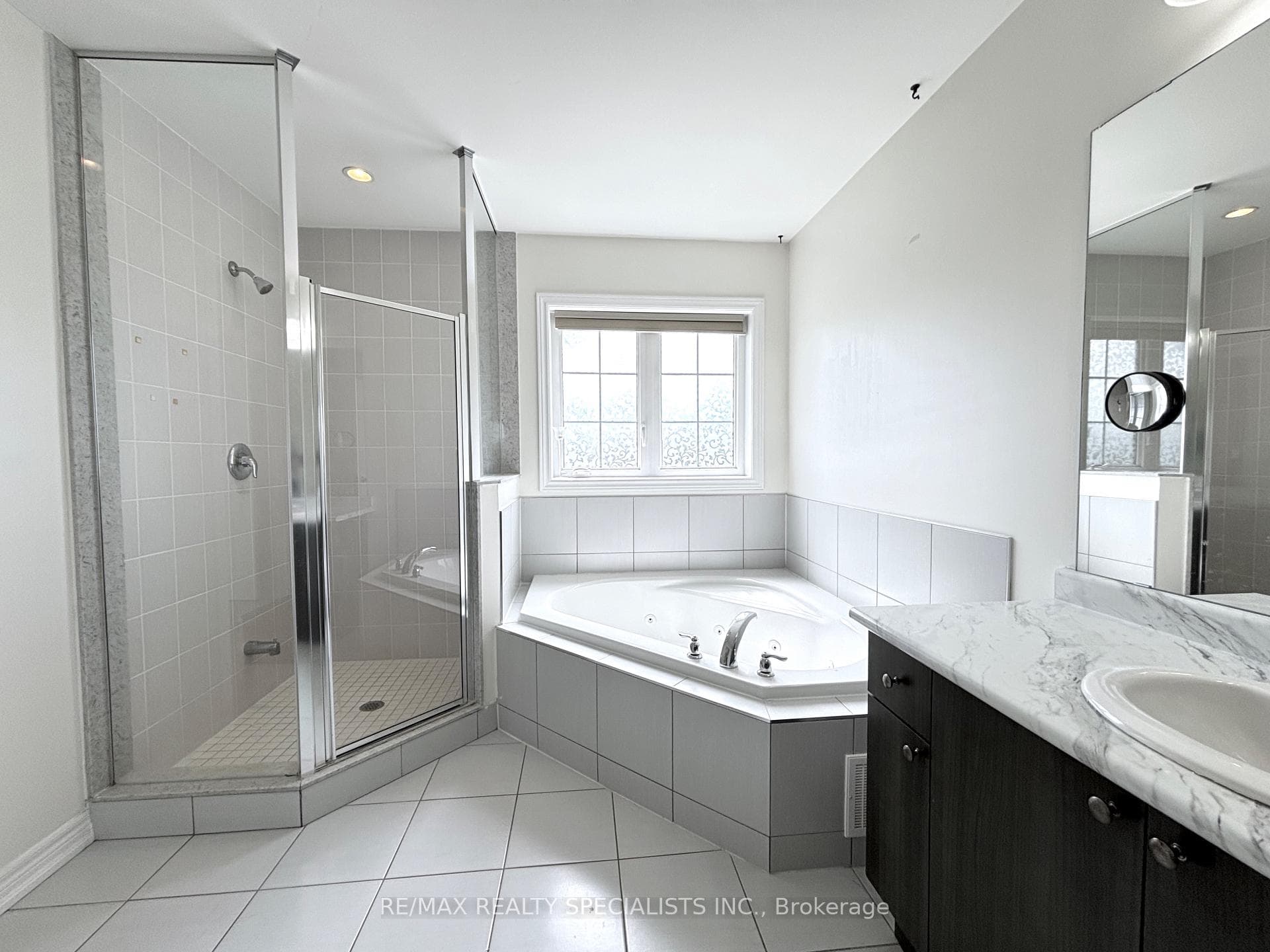 404 Mcgibbon Drive photo 6