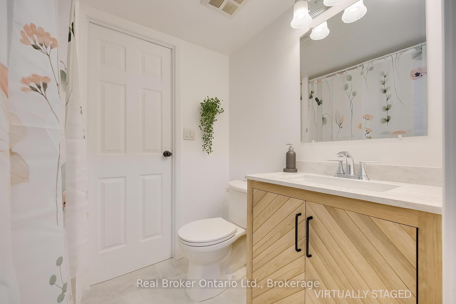222 The Esplanade N/A Unit 535 photo 6