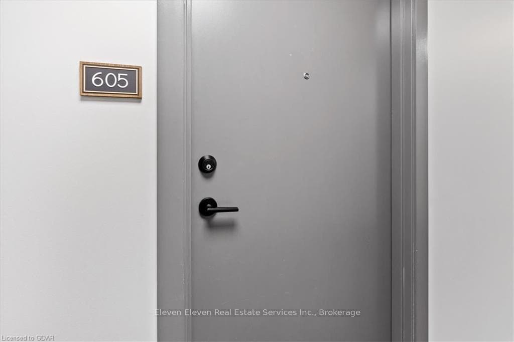 26 LOWES Road Unit 605 photo 4