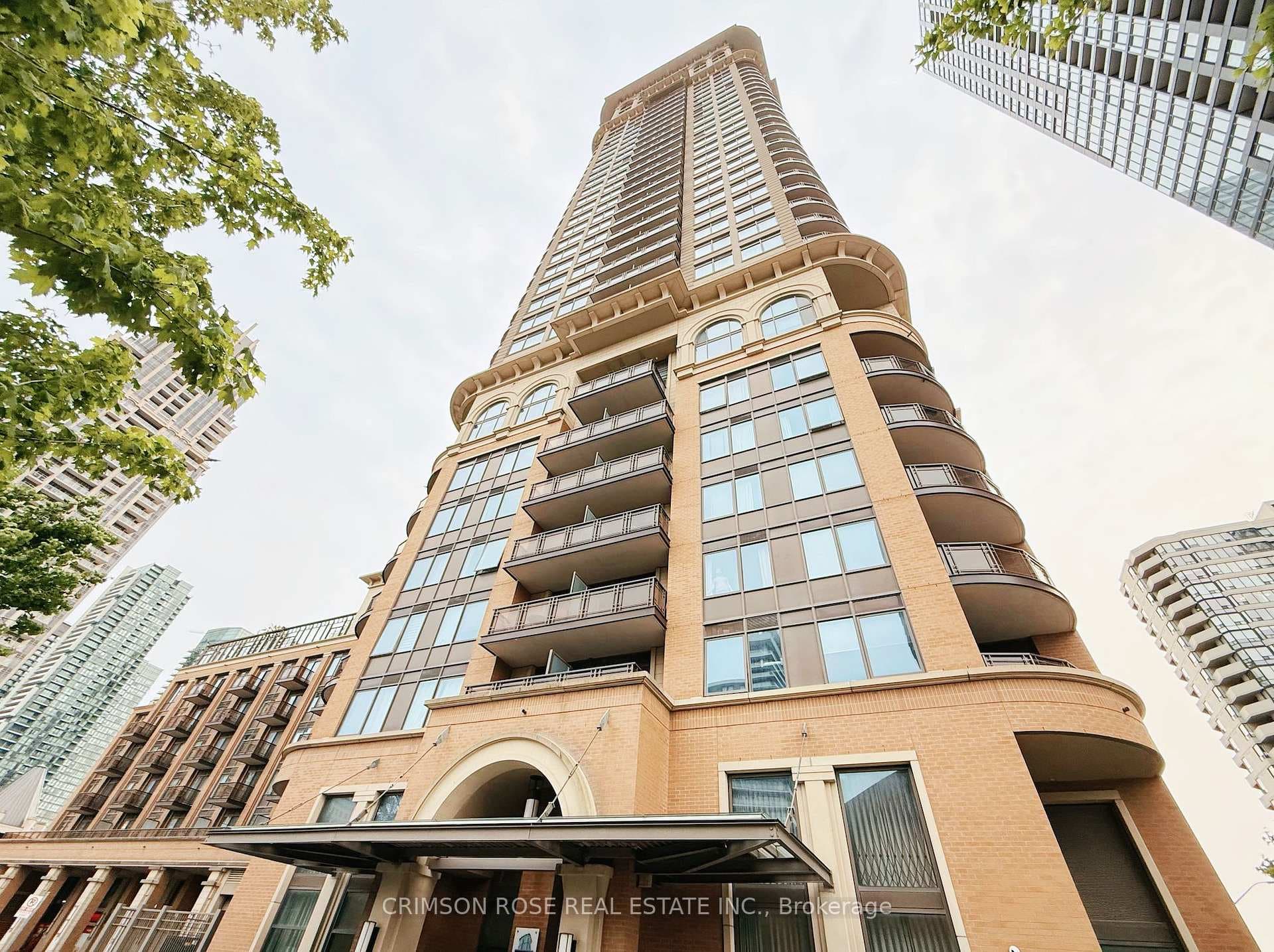 385 Prince Of Wales Drive Unit Ph3607 photo 17