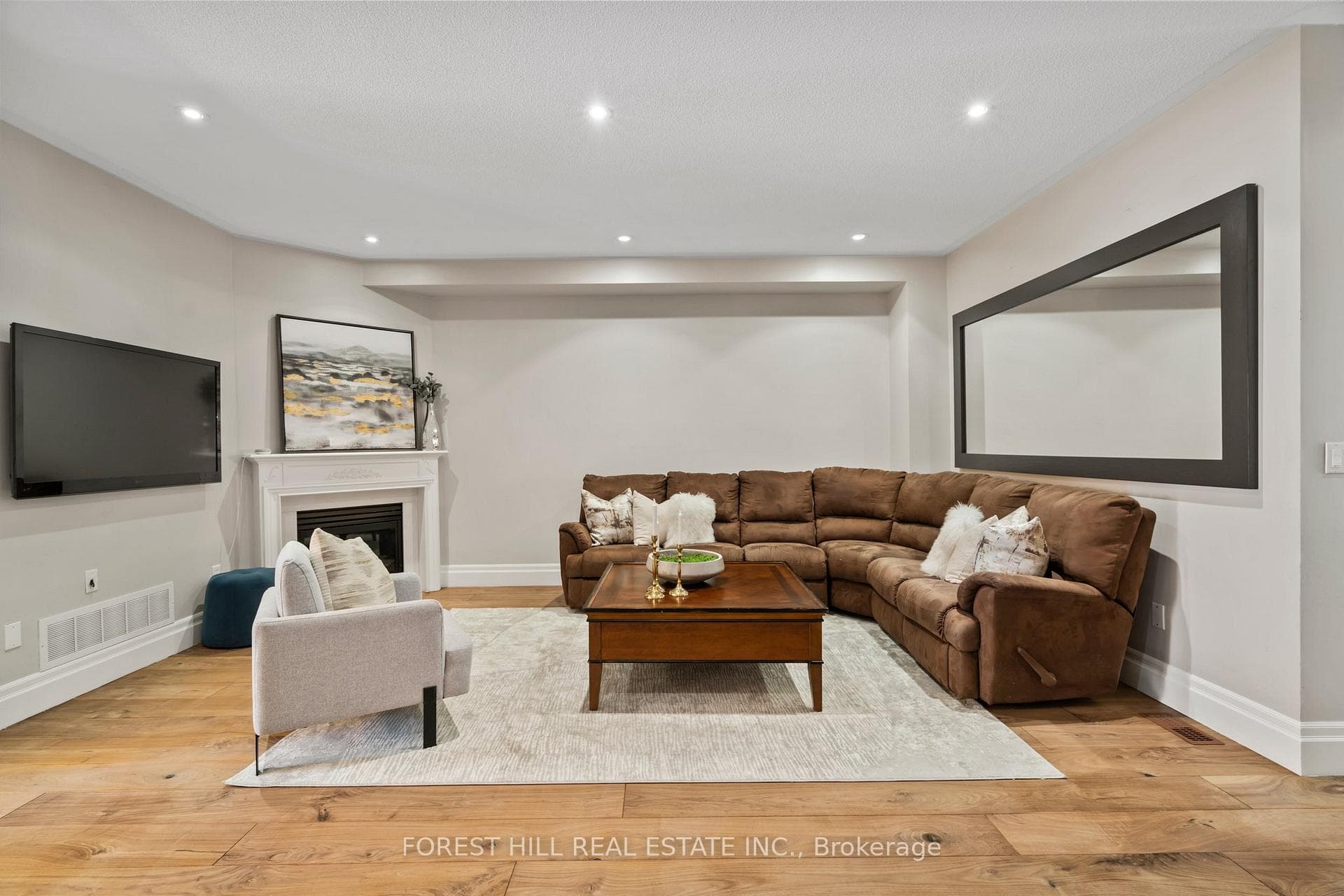 70 Daniel Reaman Crescent photo 6